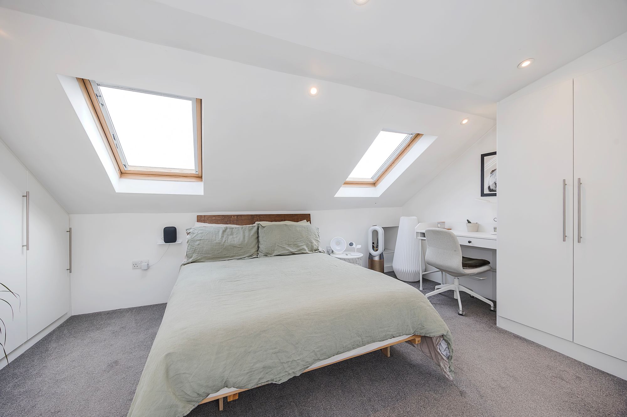 4 bed end of terrace house for sale in Adelaide Road, Leyton, E10 12