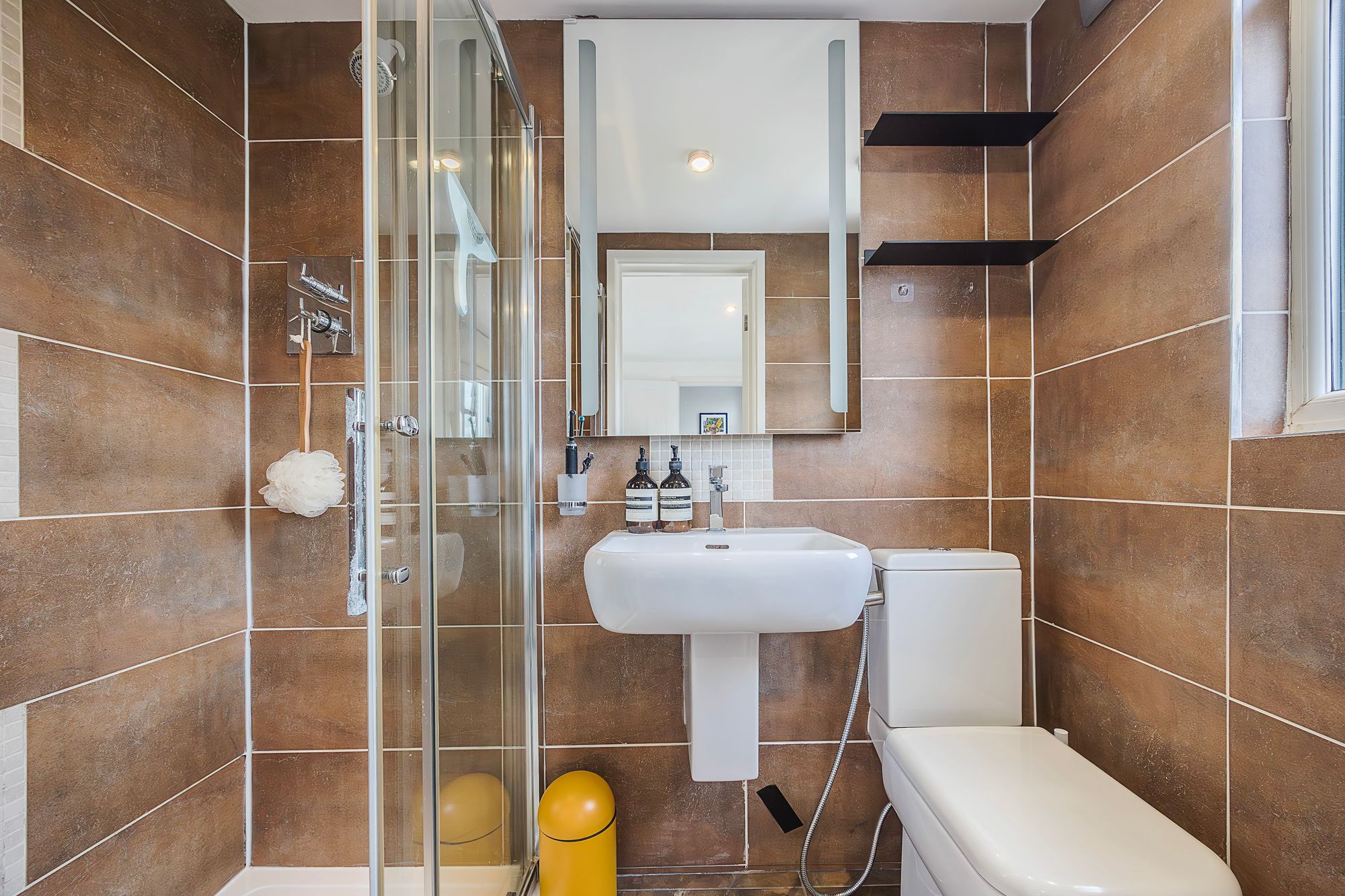 4 bed end of terrace house for sale in Adelaide Road, Leyton, E10 21