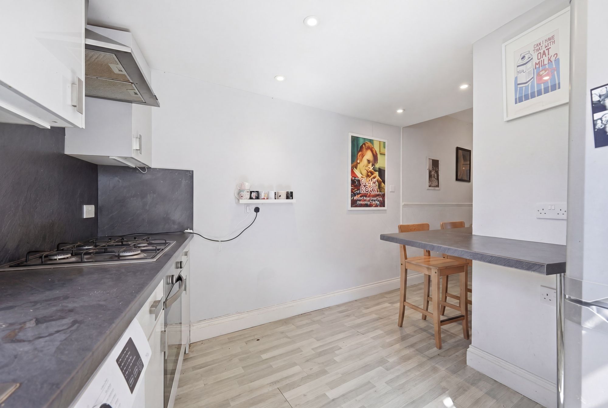 2 bed flat for sale in Shernhall Street, Walthamstow, E17  - Property Image 6