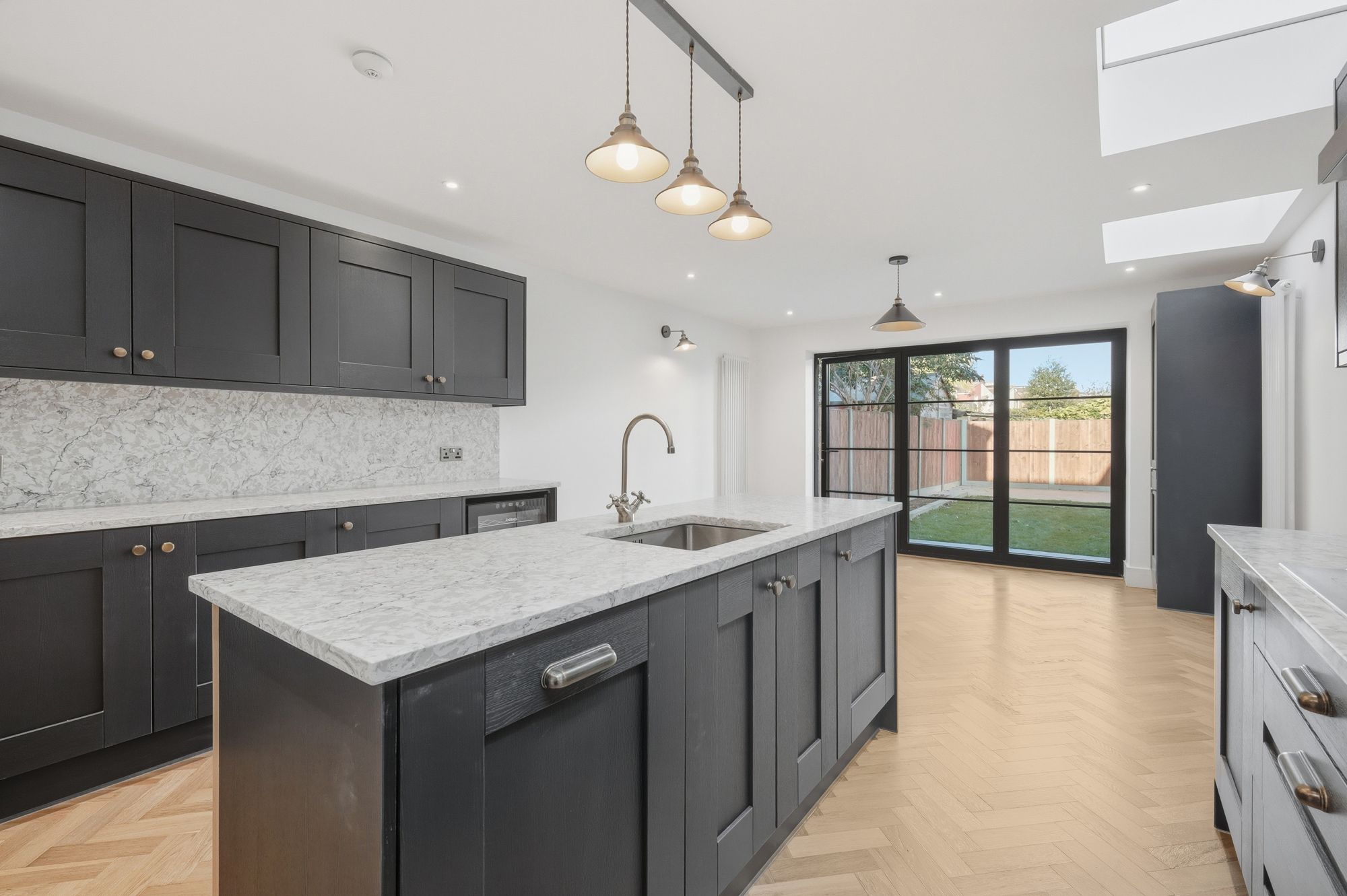 4 bed terraced house for sale in Capworth Street, Leyton, E10  - Property Image 8