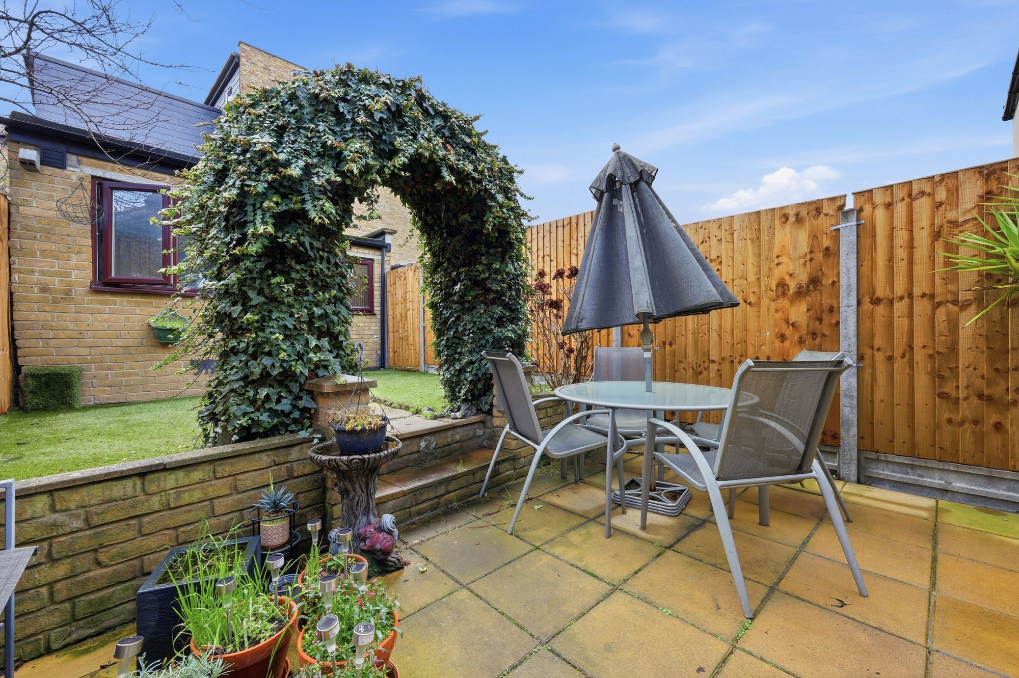 6 bed mid-terraced house for sale in Capworth Street, Leyton, E10 18