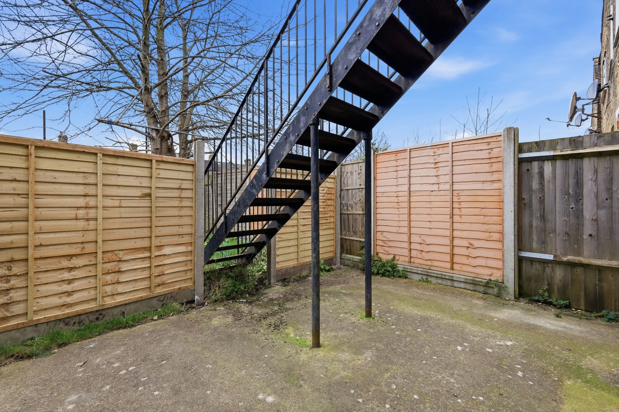 2 bed flat for sale in Leslie Road, Leytonstone, E11  - Property Image 11