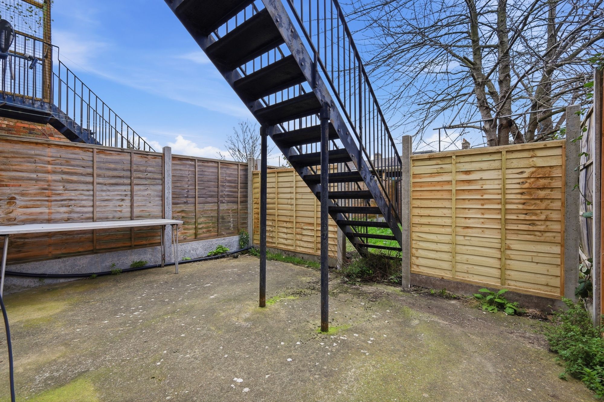 2 bed flat for sale in Leslie Road, Leytonstone, E11 11