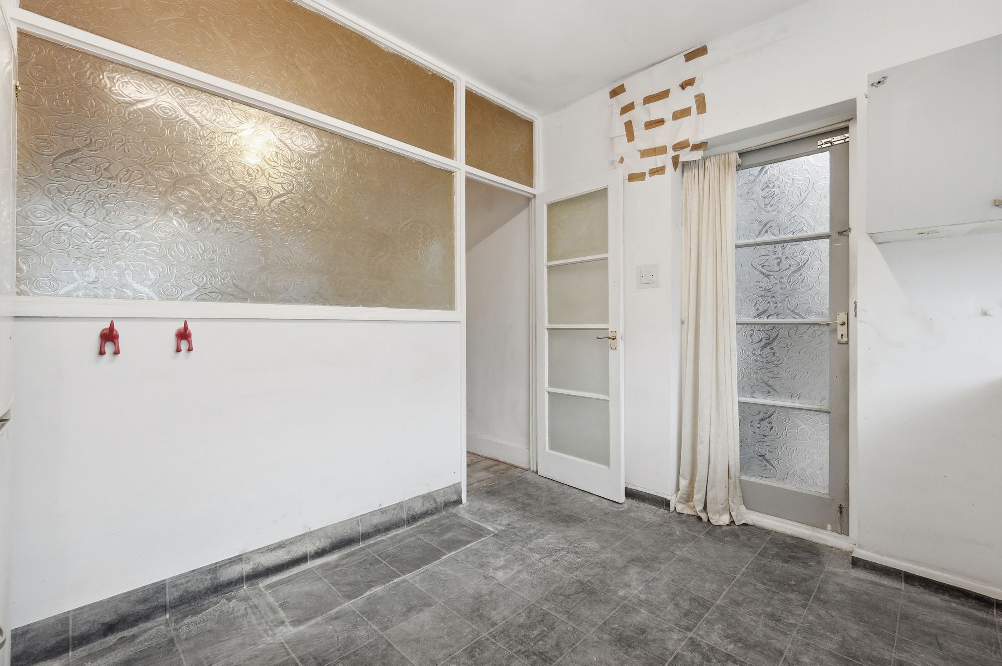 3 bed mid-terraced house for sale in Montpelier Gardens, London, E6 16