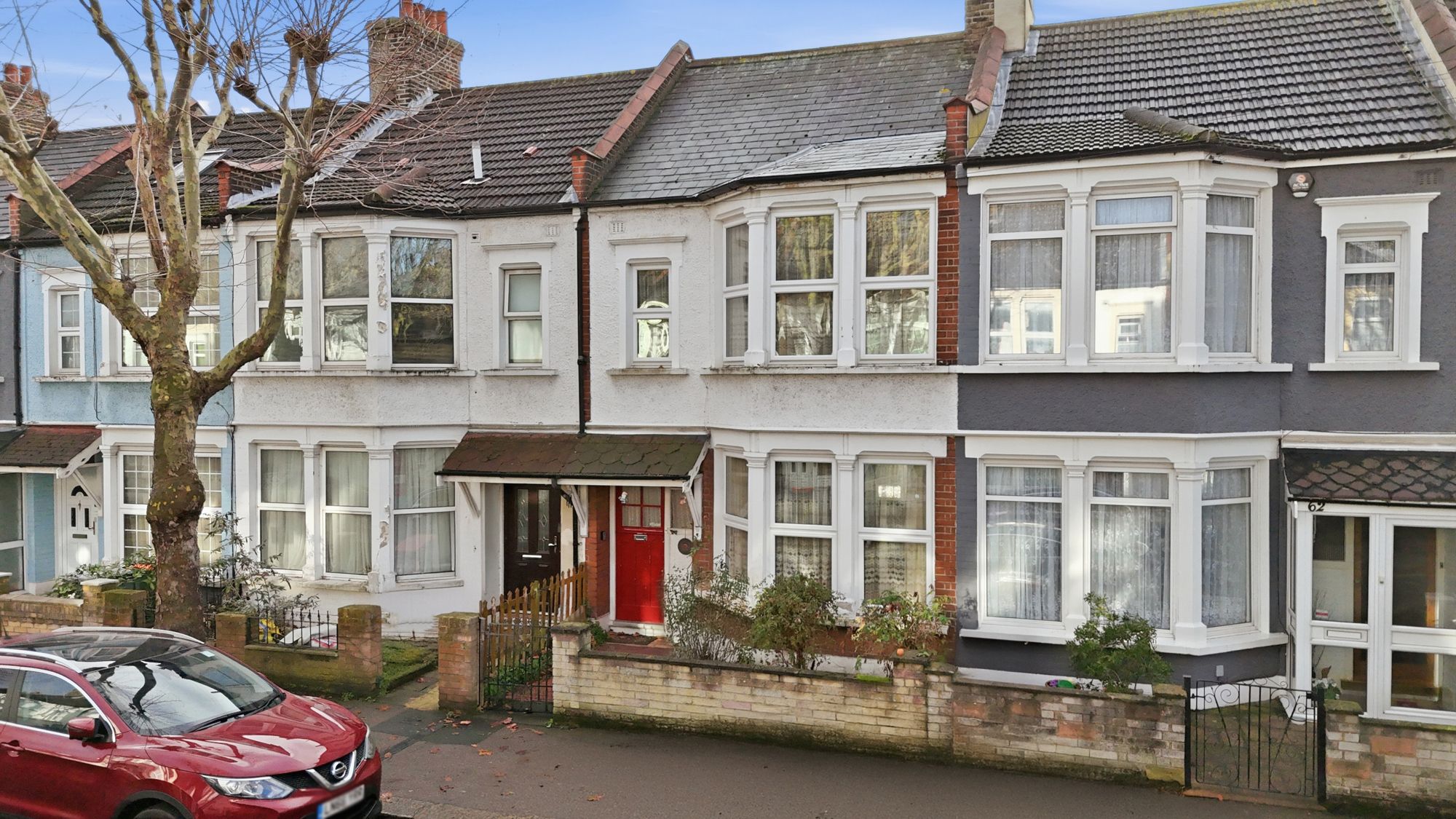 3 bed mid-terraced house for sale in Montpelier Gardens, London, E6 19