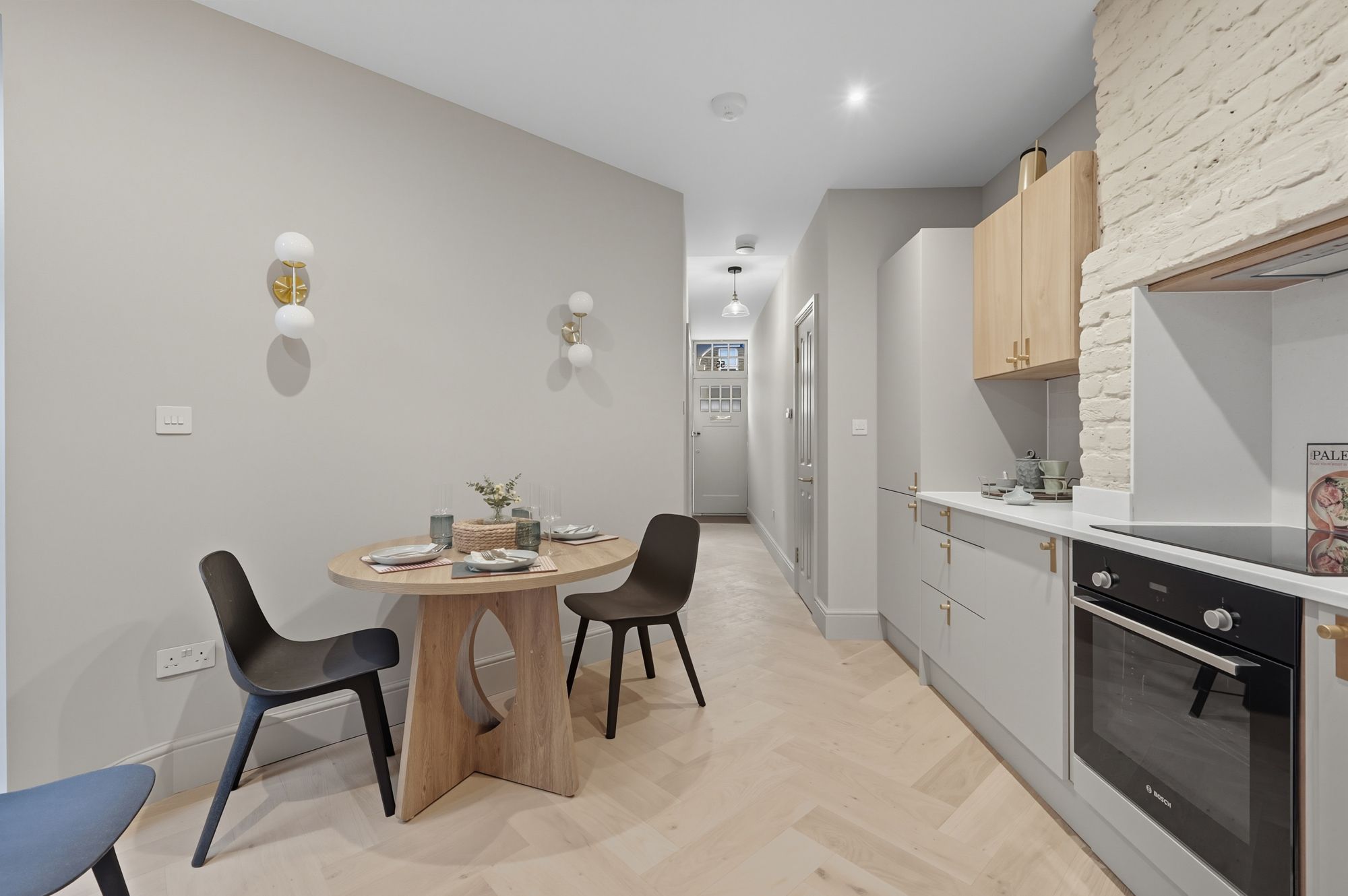 2 bed ground floor flat for sale in Brunswick Road Leyton, E10 9