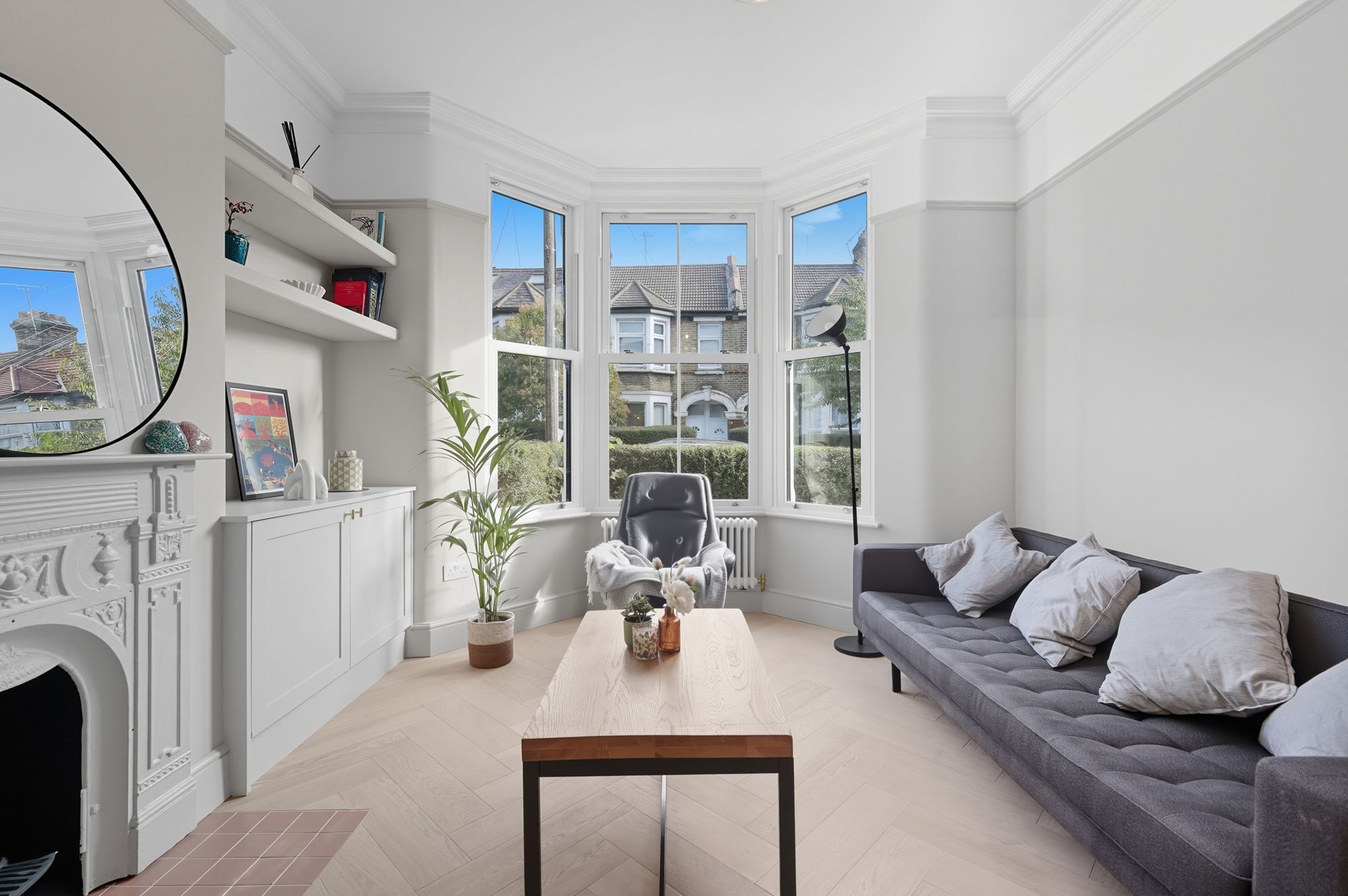 2 bed ground floor flat for sale in Brunswick Road Leyton, E10 4