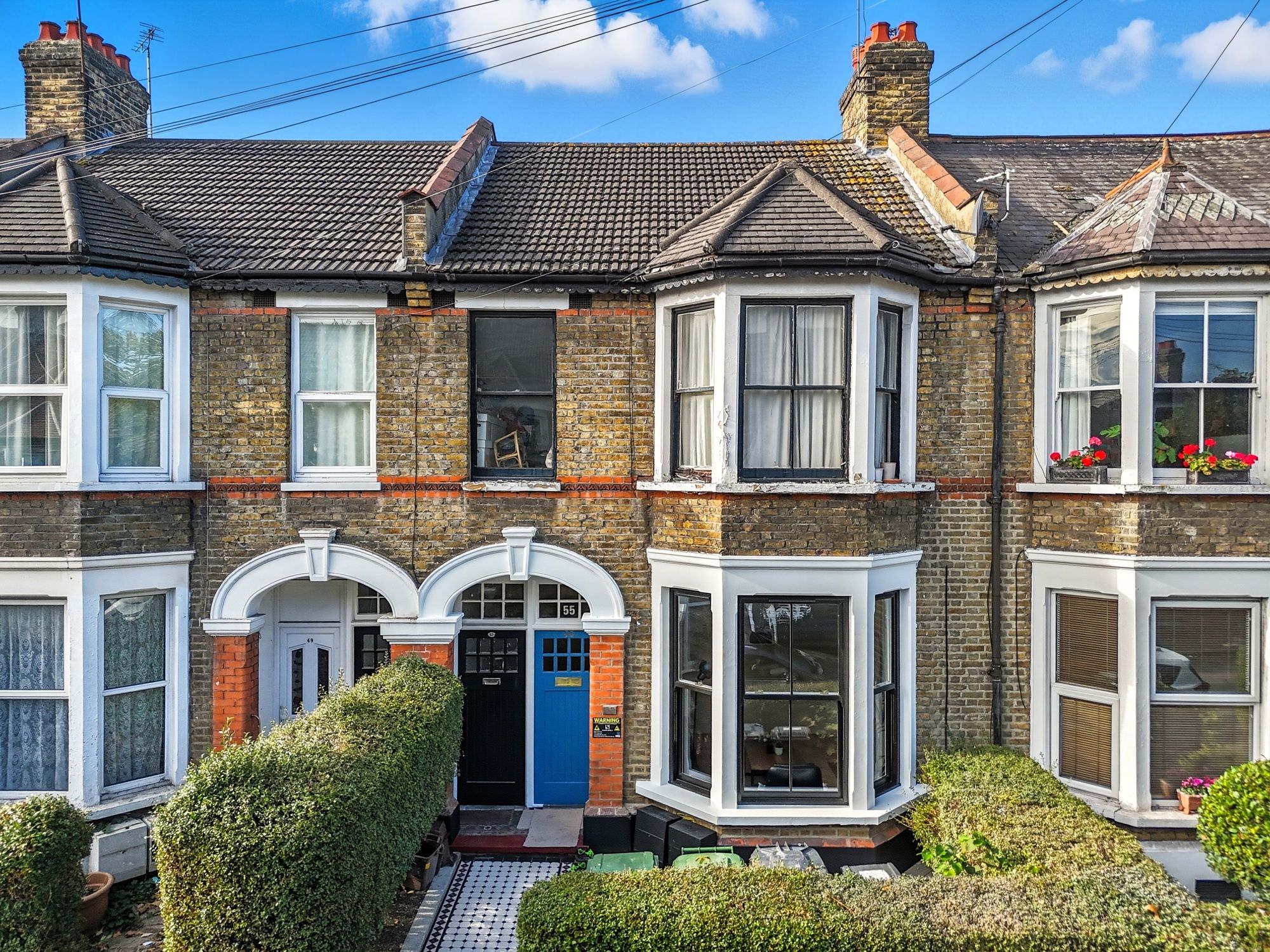 2 bed ground floor flat for sale in Brunswick Road Leyton, E10 26