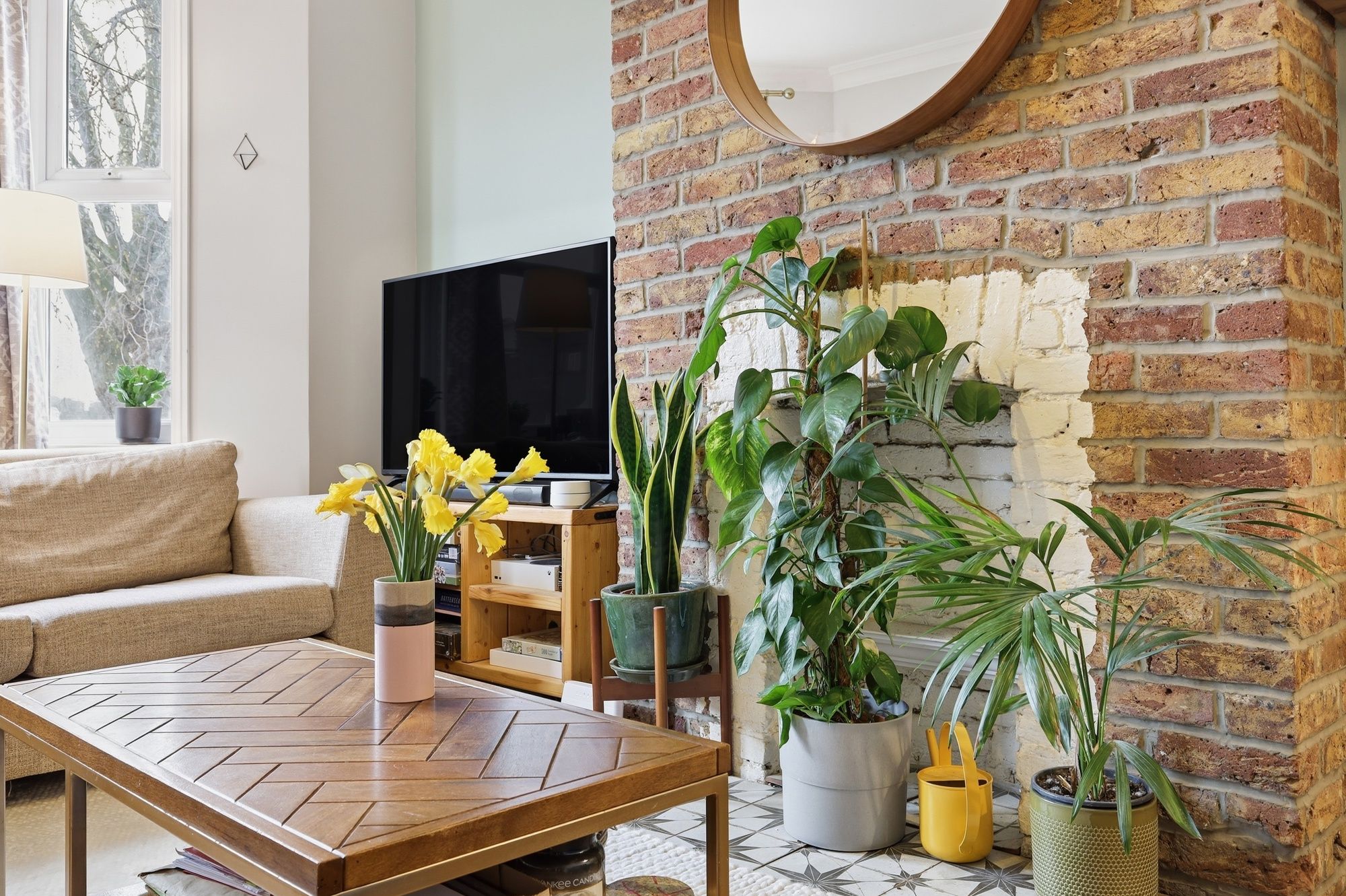 3 bed flat for sale in Brewster Road, Leyton, E10  - Property Image 2