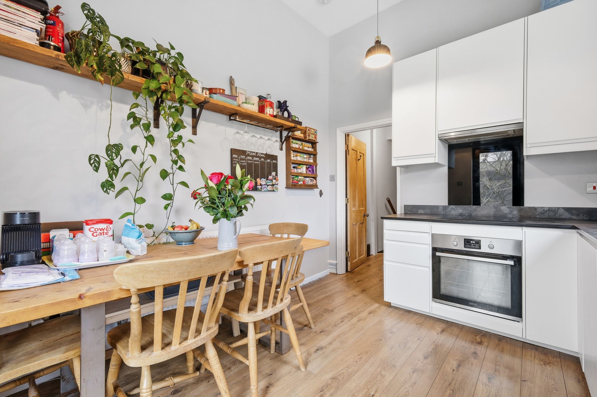 3 bed flat for sale in Brewster Road, Leyton, E10  - Property Image 6