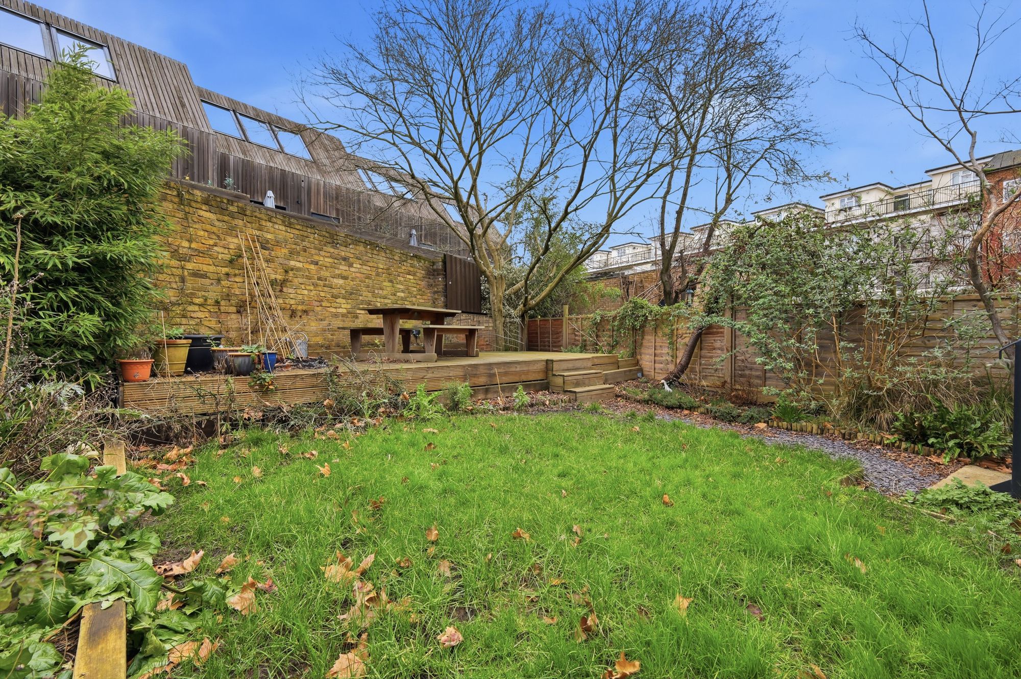 3 bed flat for sale in Brewster Road, Leyton, E10 24