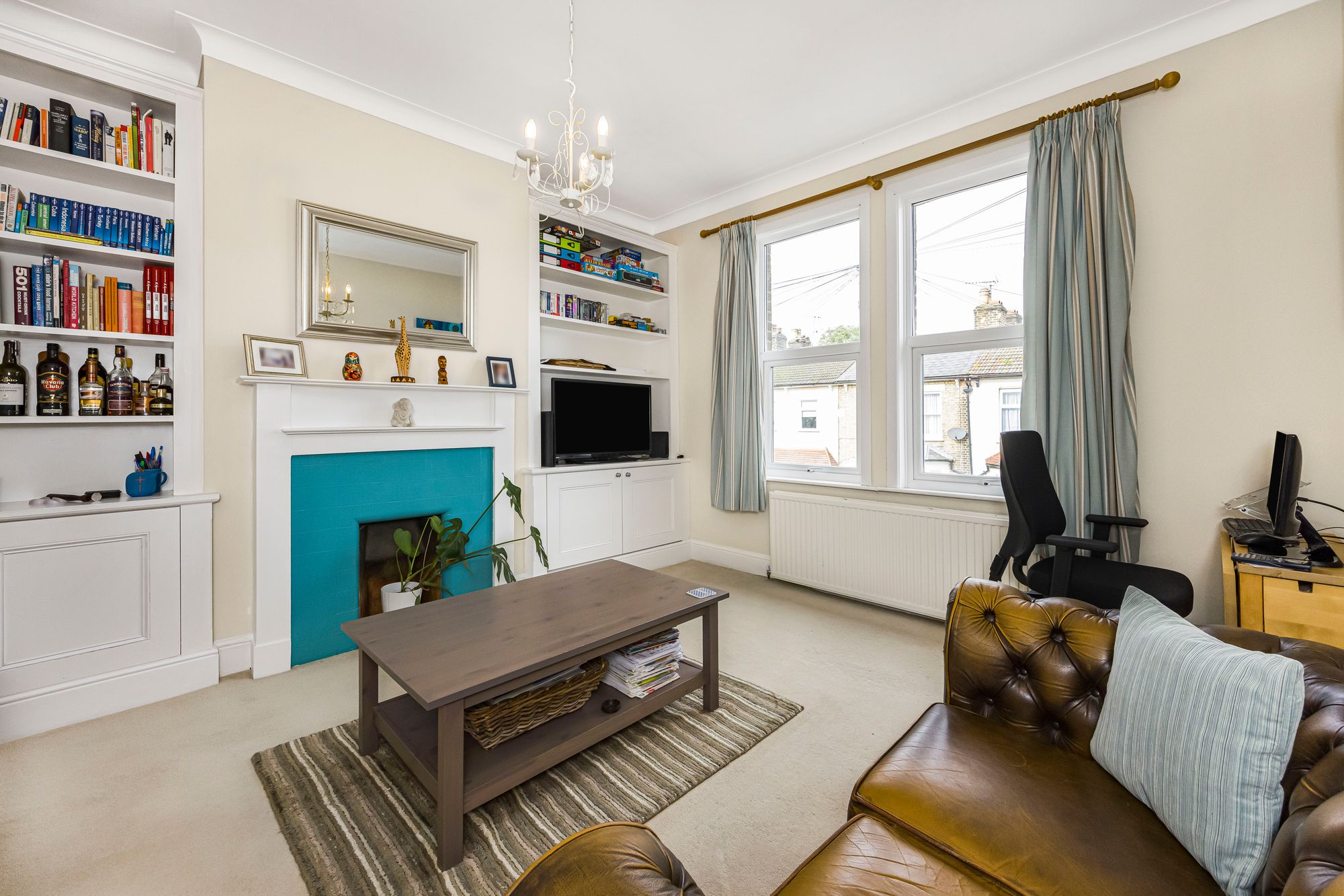 2 bed house to rent in Thornhill Road, Leyton, E10  - Property Image 2
