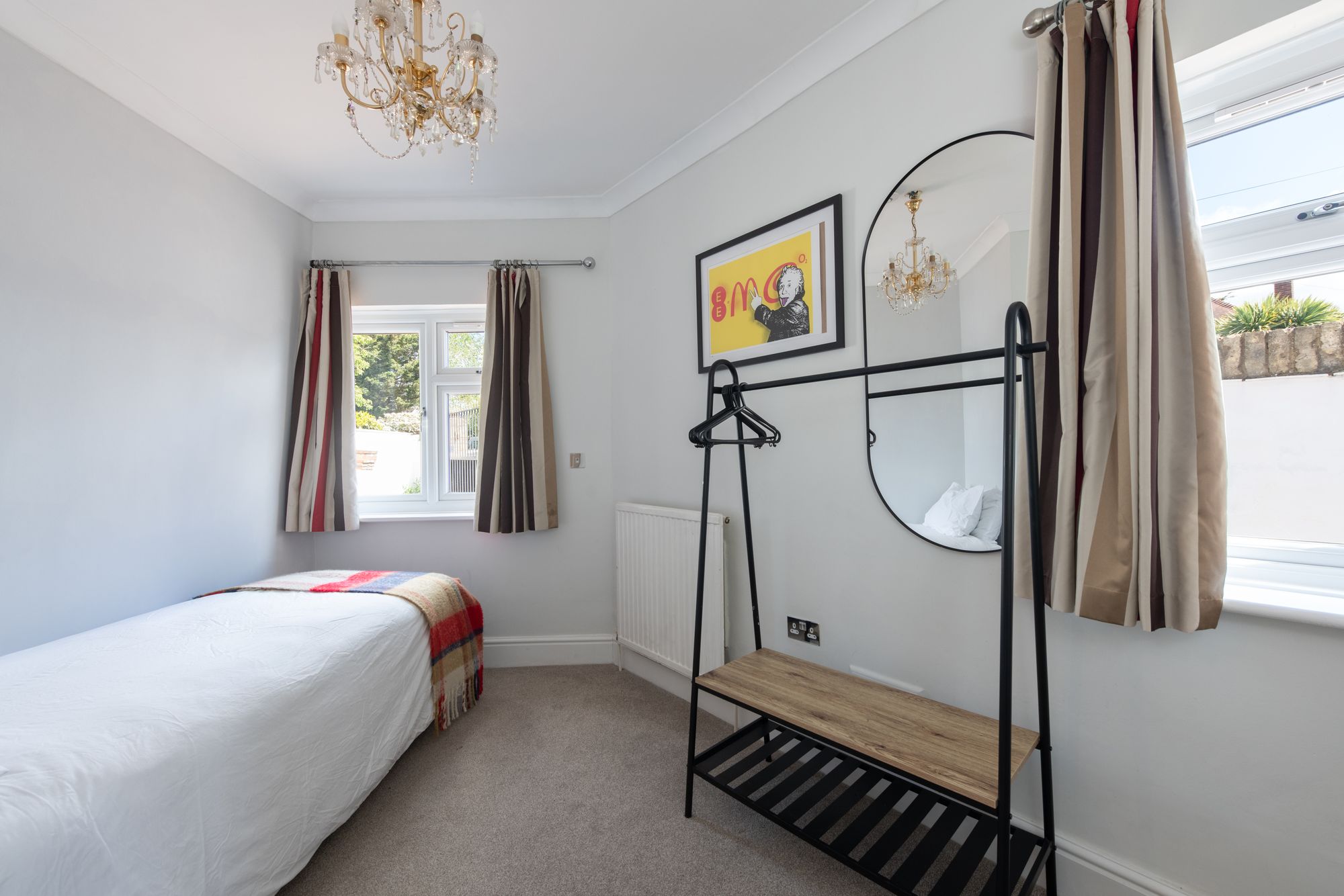 3 bed detached bungalow for sale in Spring Grove Road, Hounslow, TW3  - Property Image 11