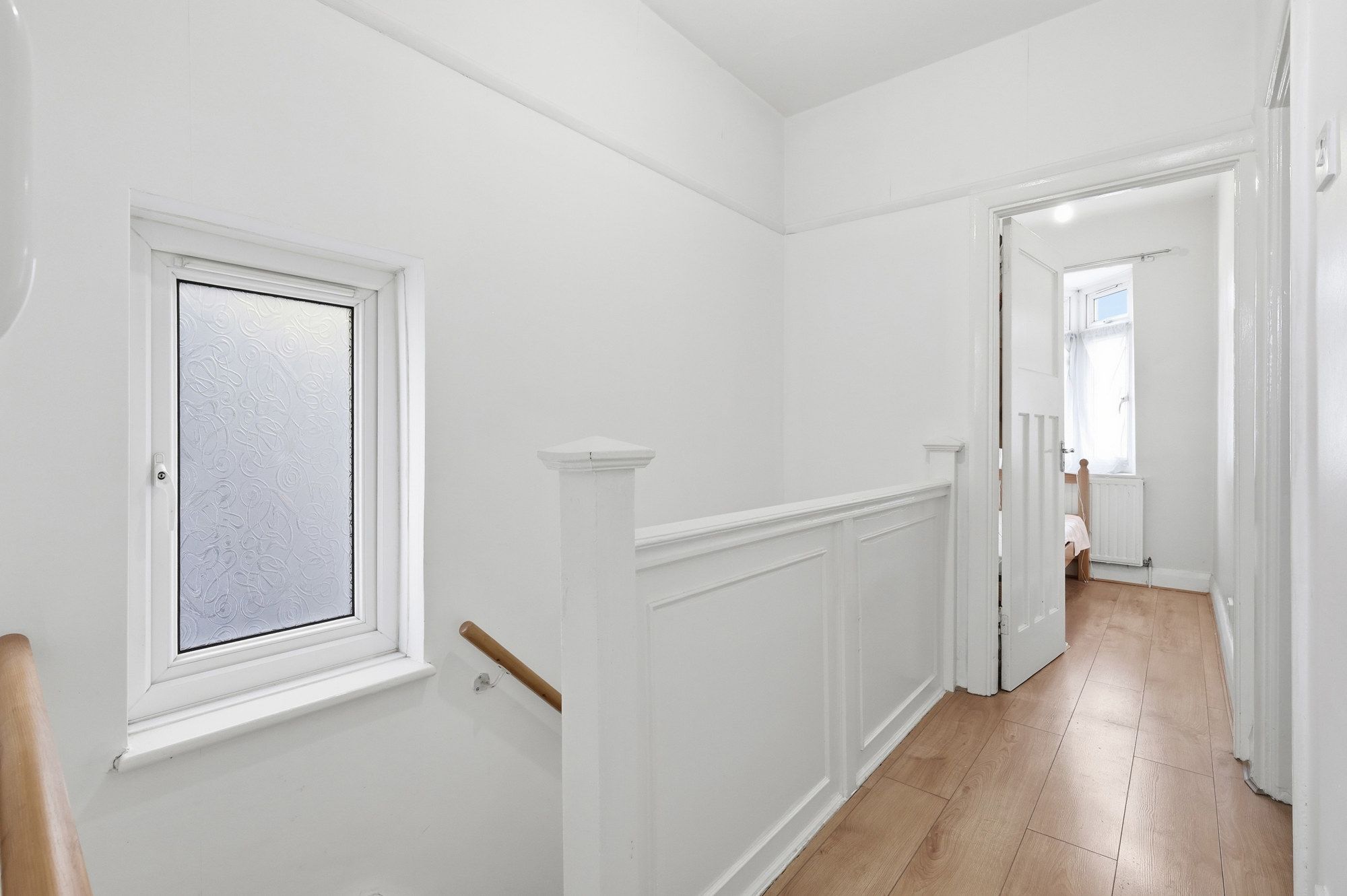 3 bed mid-terraced house for sale in Vicarage Road, Leyton, E10  - Property Image 9