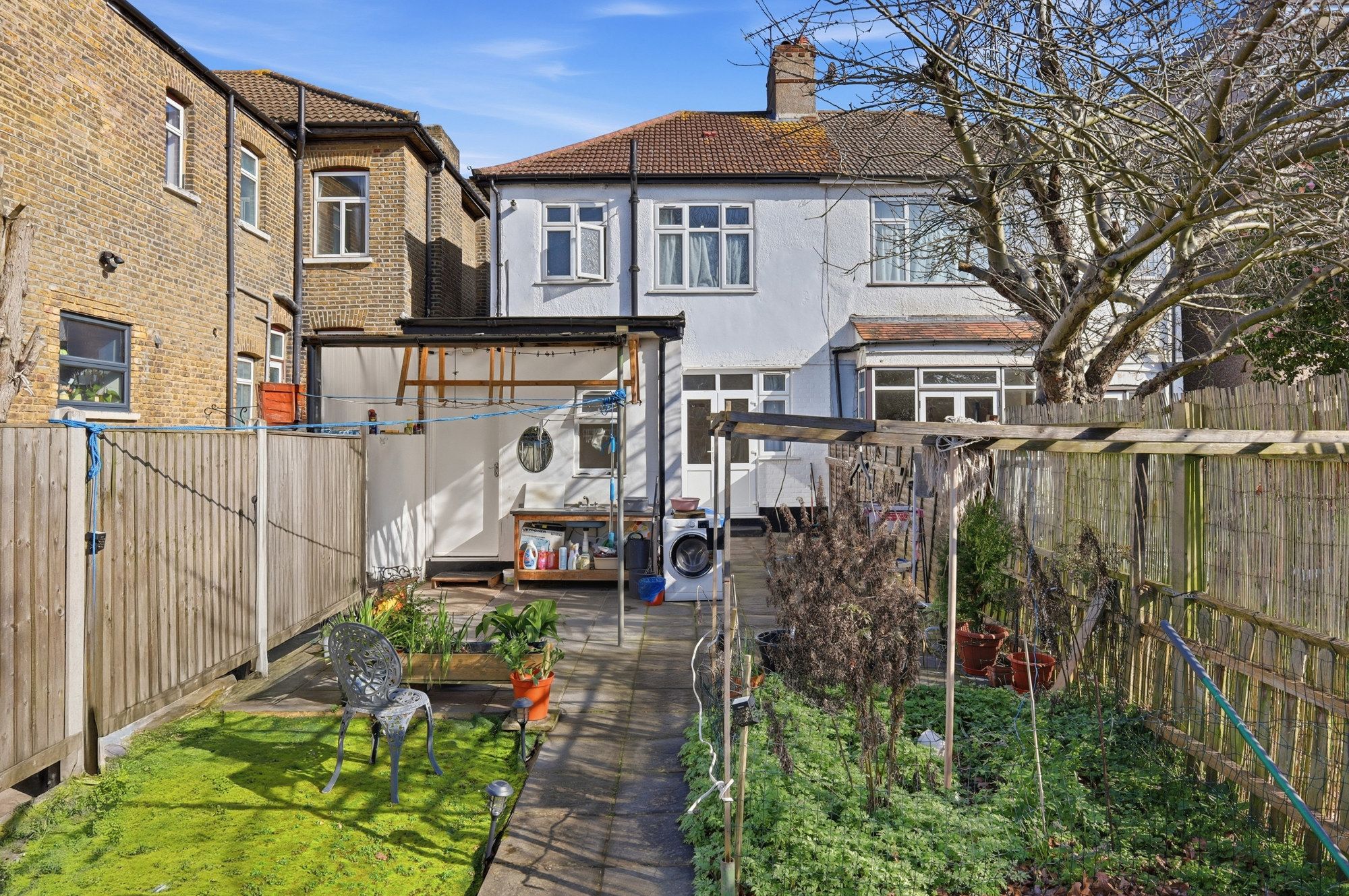 3 bed mid-terraced house for sale in Vicarage Road, Leyton, E10 18