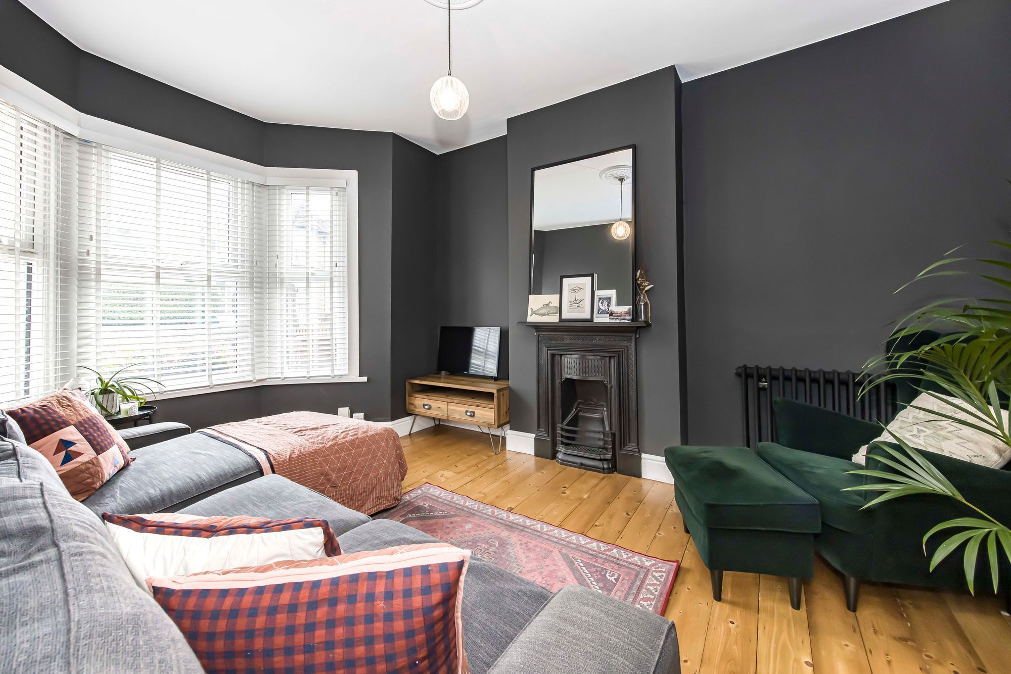 2 bed end of terrace house for sale in Morley Road, Leyton, E10  - Property Image 6