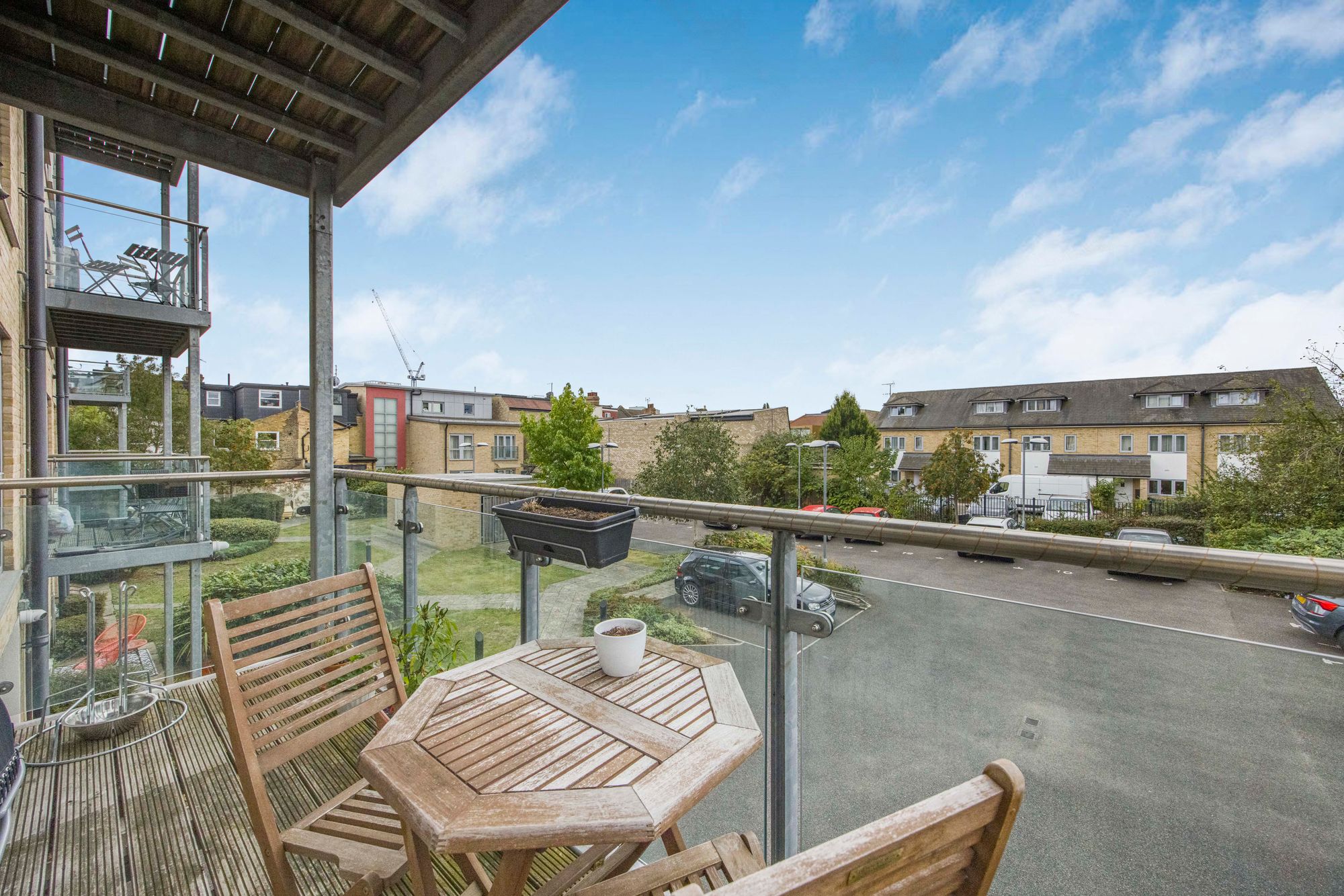 1 bed flat to rent in Chapel Court, Rosedene Terrace, Leyton, E10 12