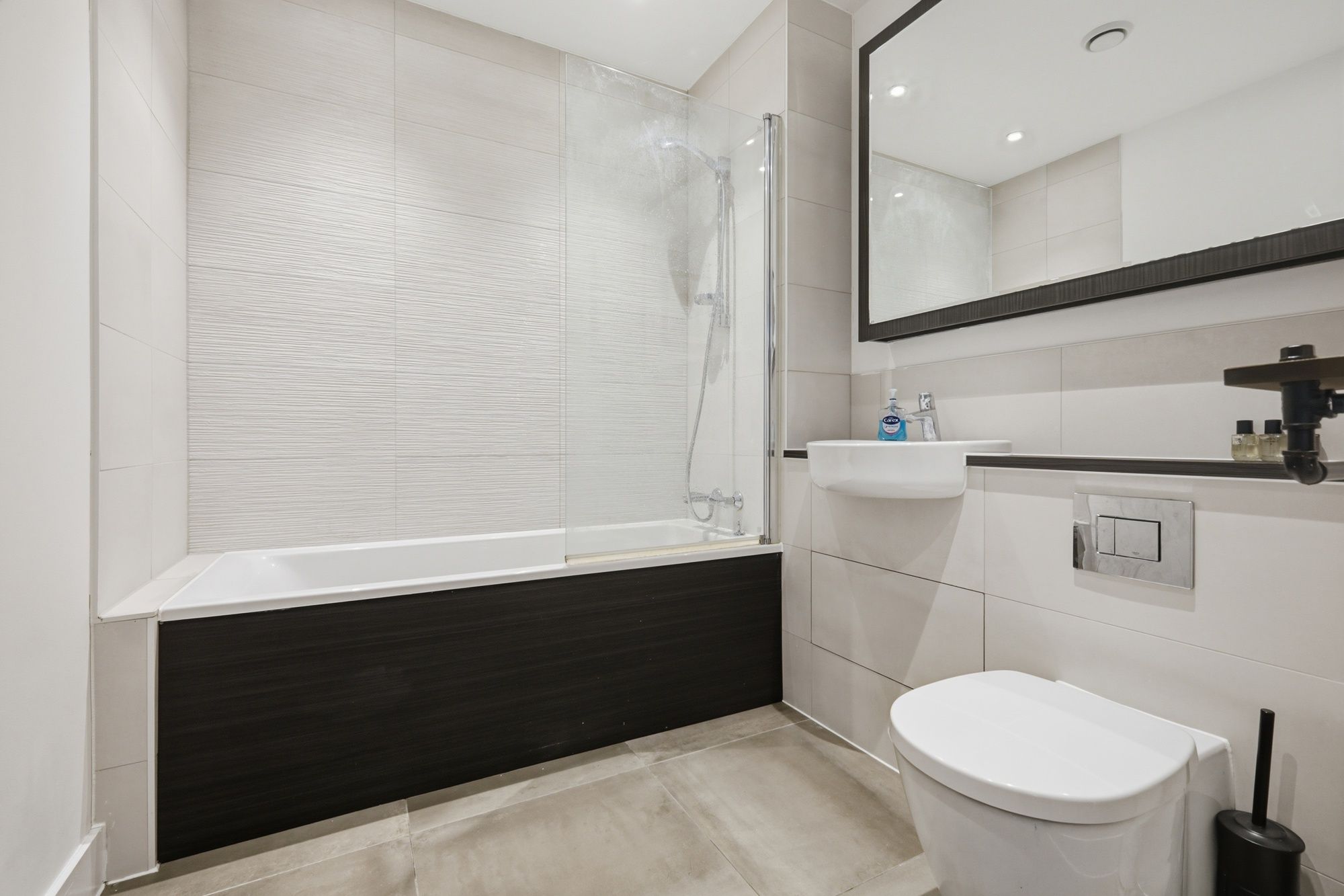 1 bed apartment for sale in Beck Square, Leyton, E10  - Property Image 10