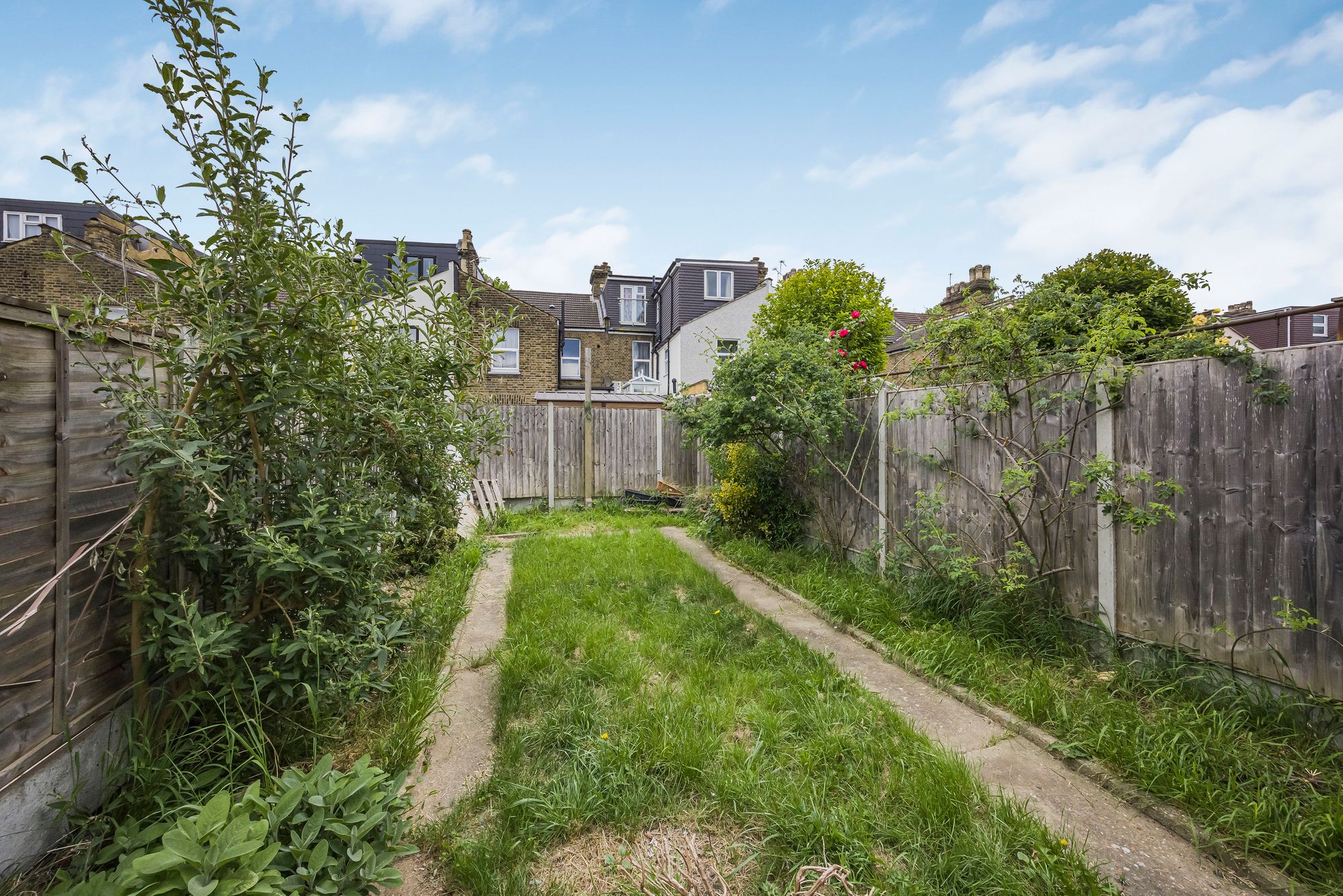 3 bed mid-terraced house for sale in St. Georges Road, Leyton, E10  - Property Image 13