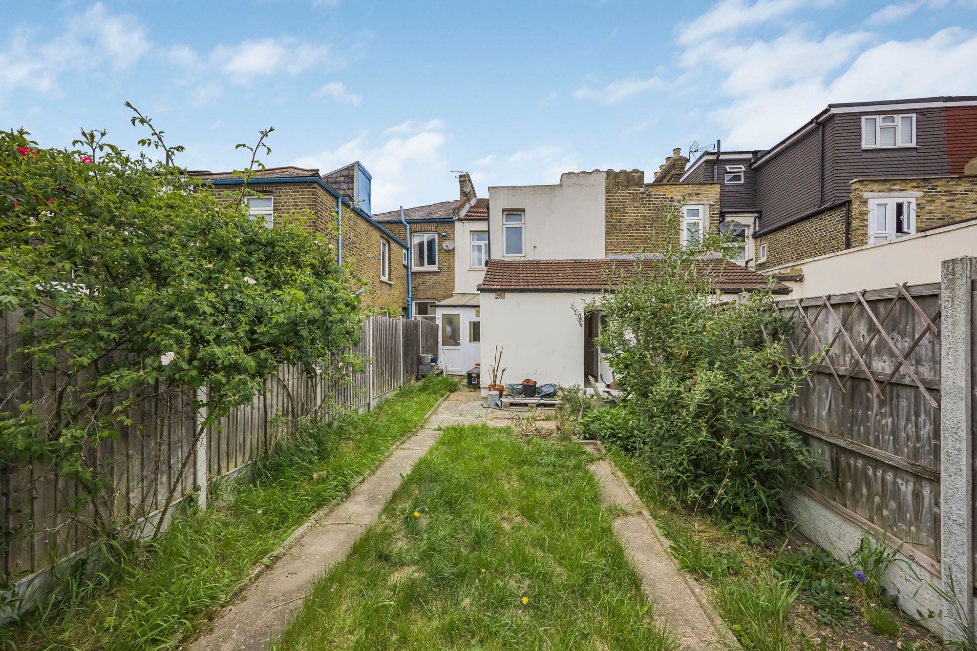 3 bed mid-terraced house for sale in St. Georges Road, Leyton, E10  - Property Image 14
