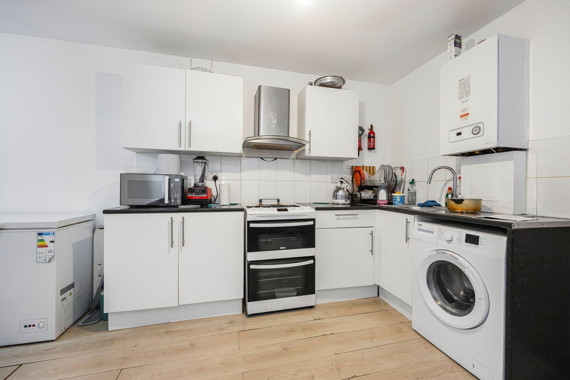 6 bed end of terrace house for sale in Lea Bridge Road, Leyton, E10  - Property Image 22