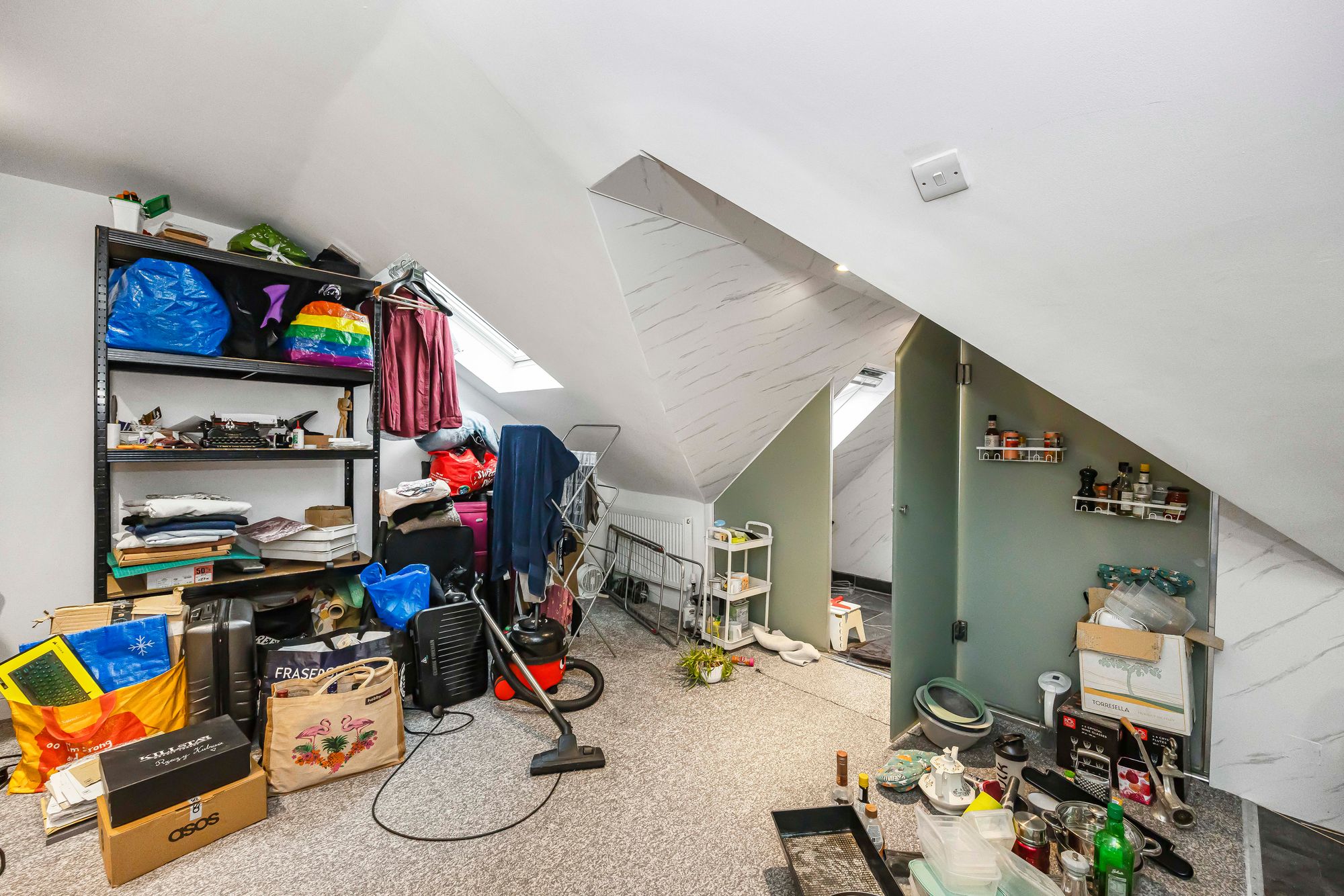 6 bed end of terrace house for sale in Lea Bridge Road, Leyton, E10 45