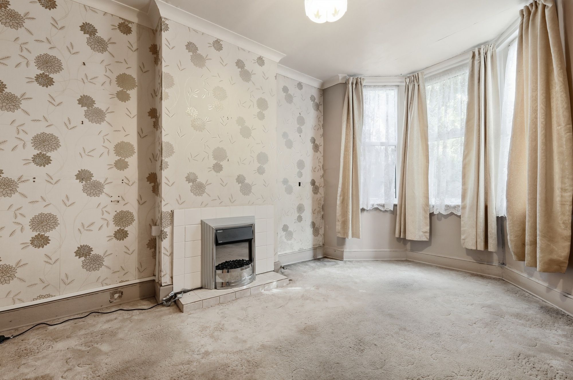 2 bed end of terrace house for sale in Gainsborough Avenue, London, E12 2