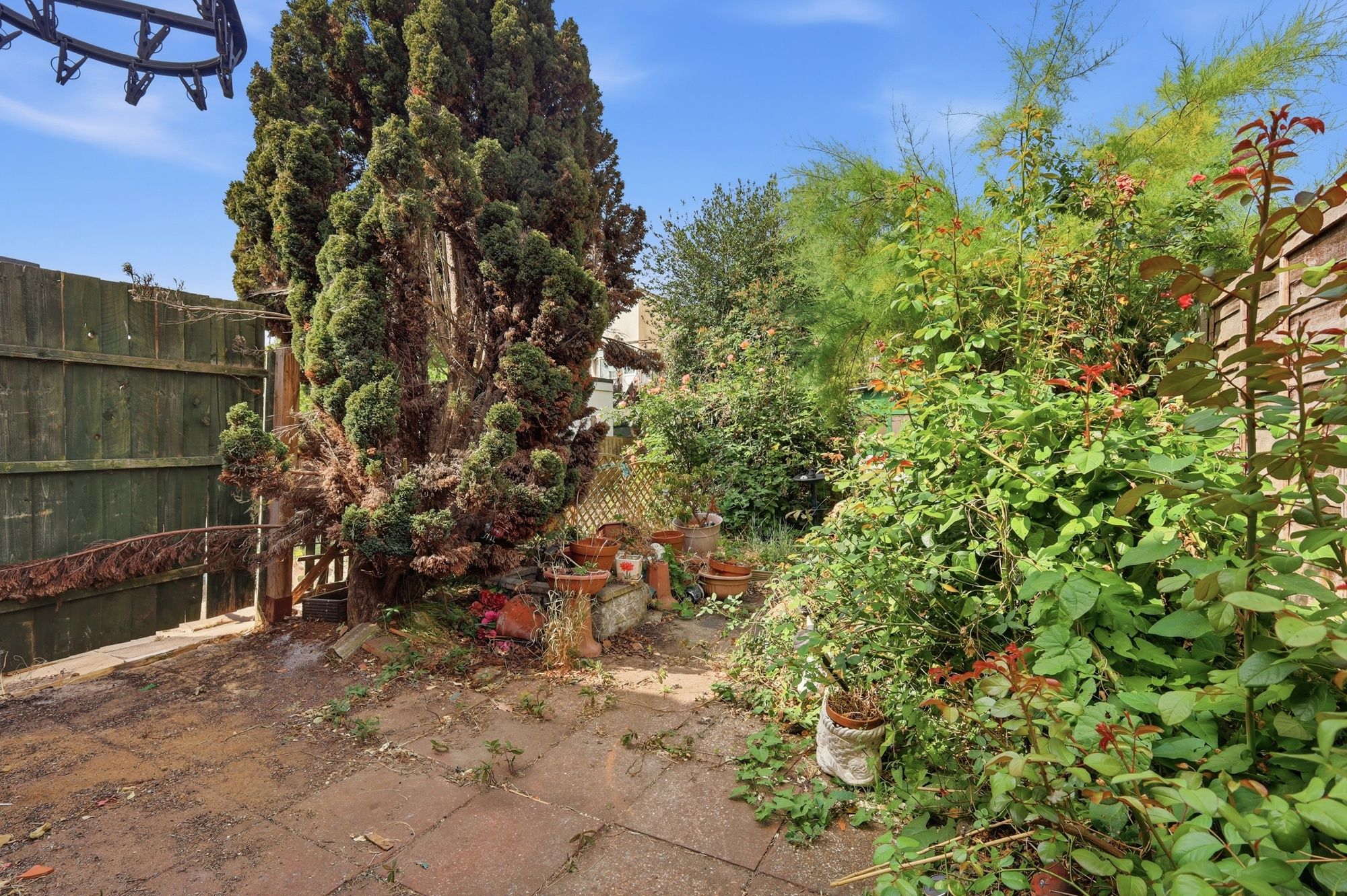 2 bed end of terrace house for sale in Gainsborough Avenue, London, E12 16