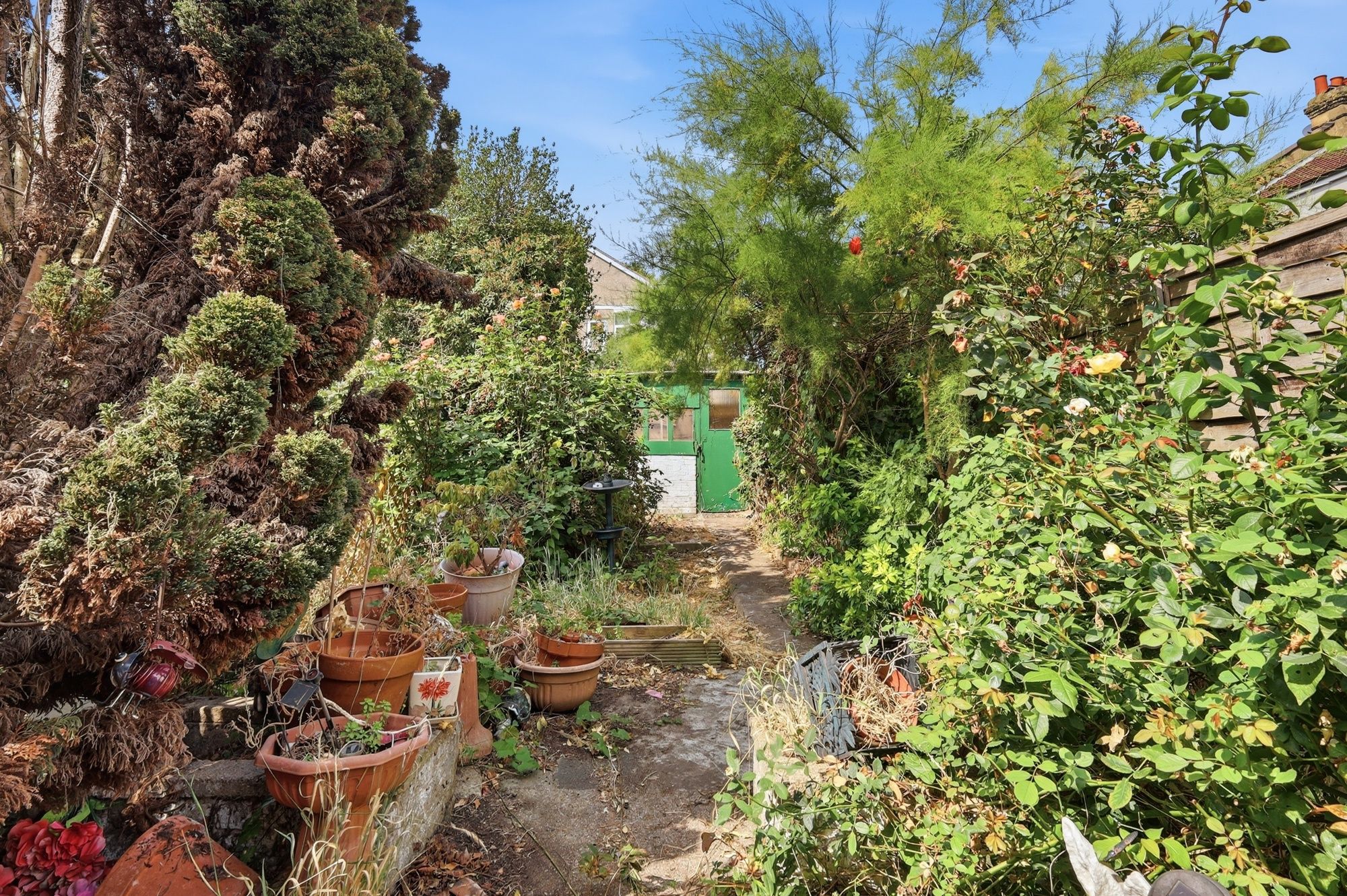 2 bed end of terrace house for sale in Gainsborough Avenue, London, E12  - Property Image 16
