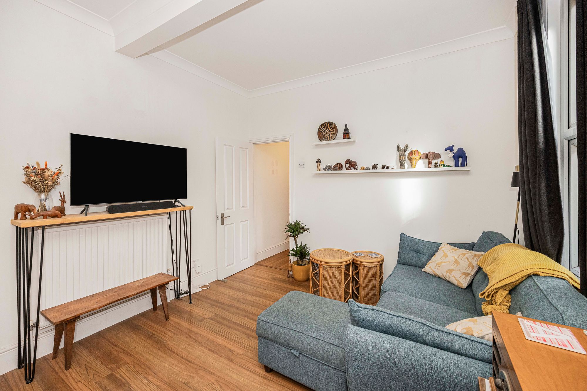 2 bed flat for sale in Ashville Road, Leytonstone E11  - Property Image 5