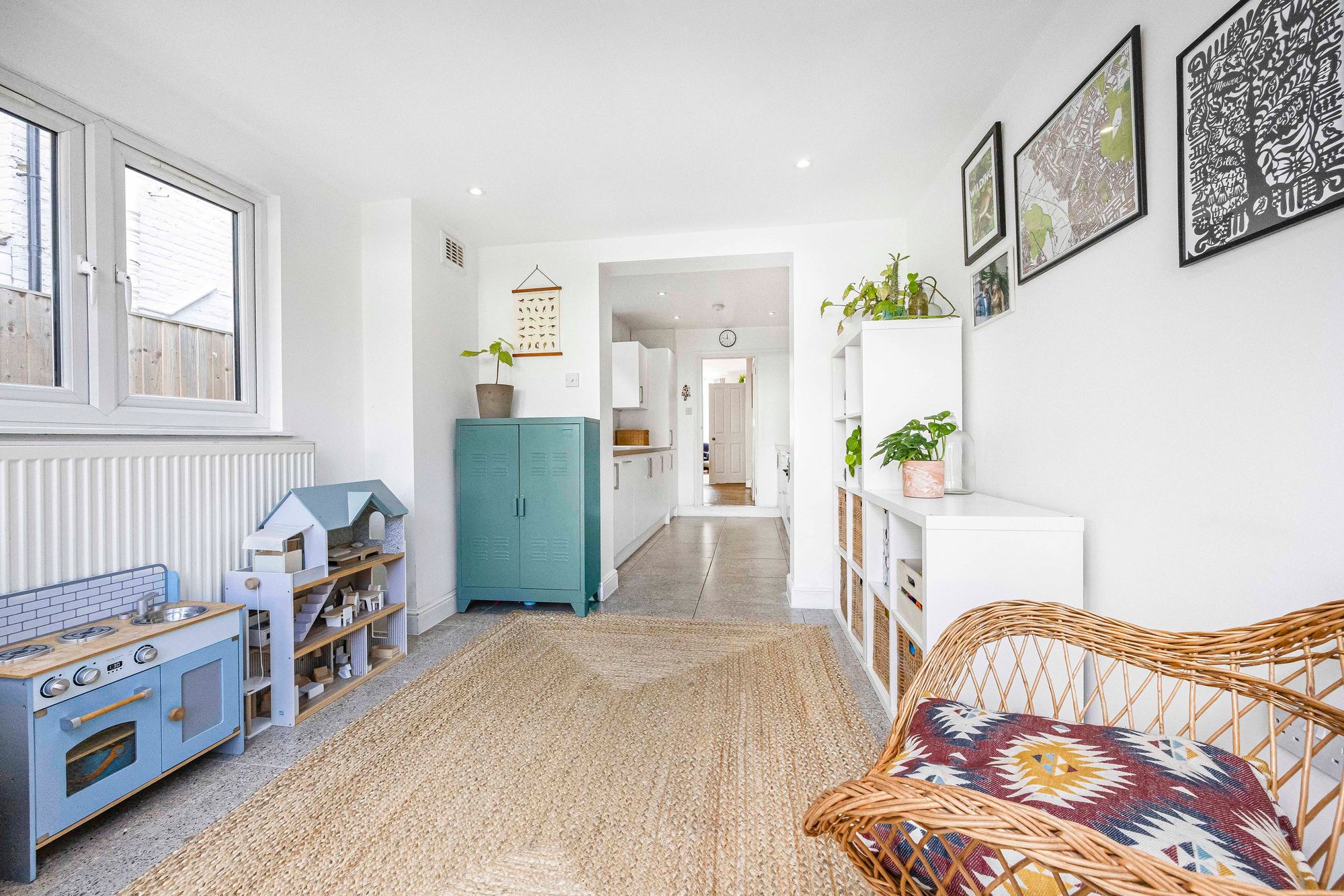 4 bed mid-terraced house for sale in Adelaide Road, Leyton, E10  - Property Image 11