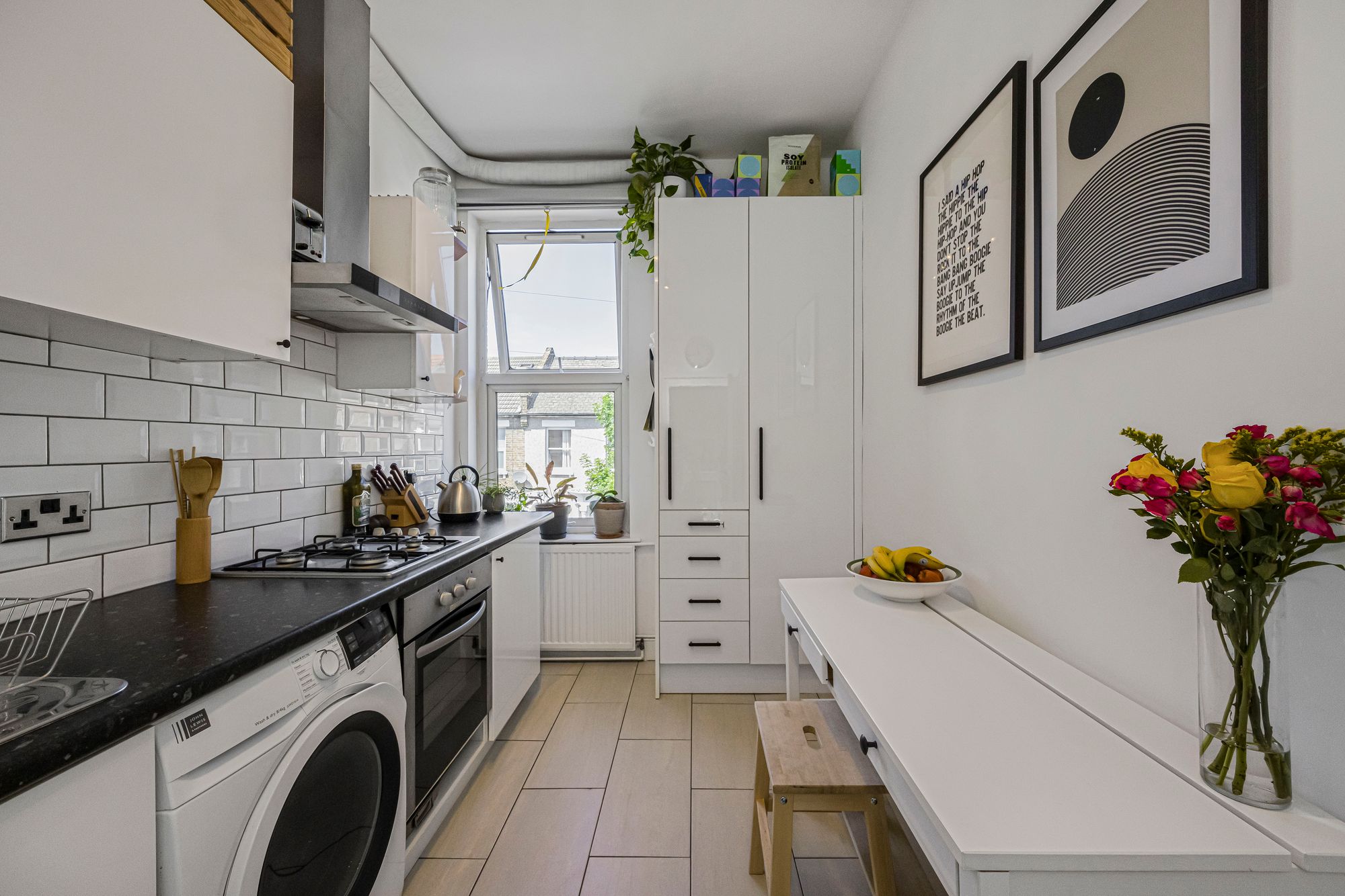 1 bed flat for sale in St. Marys Road, Leyton, E10 5