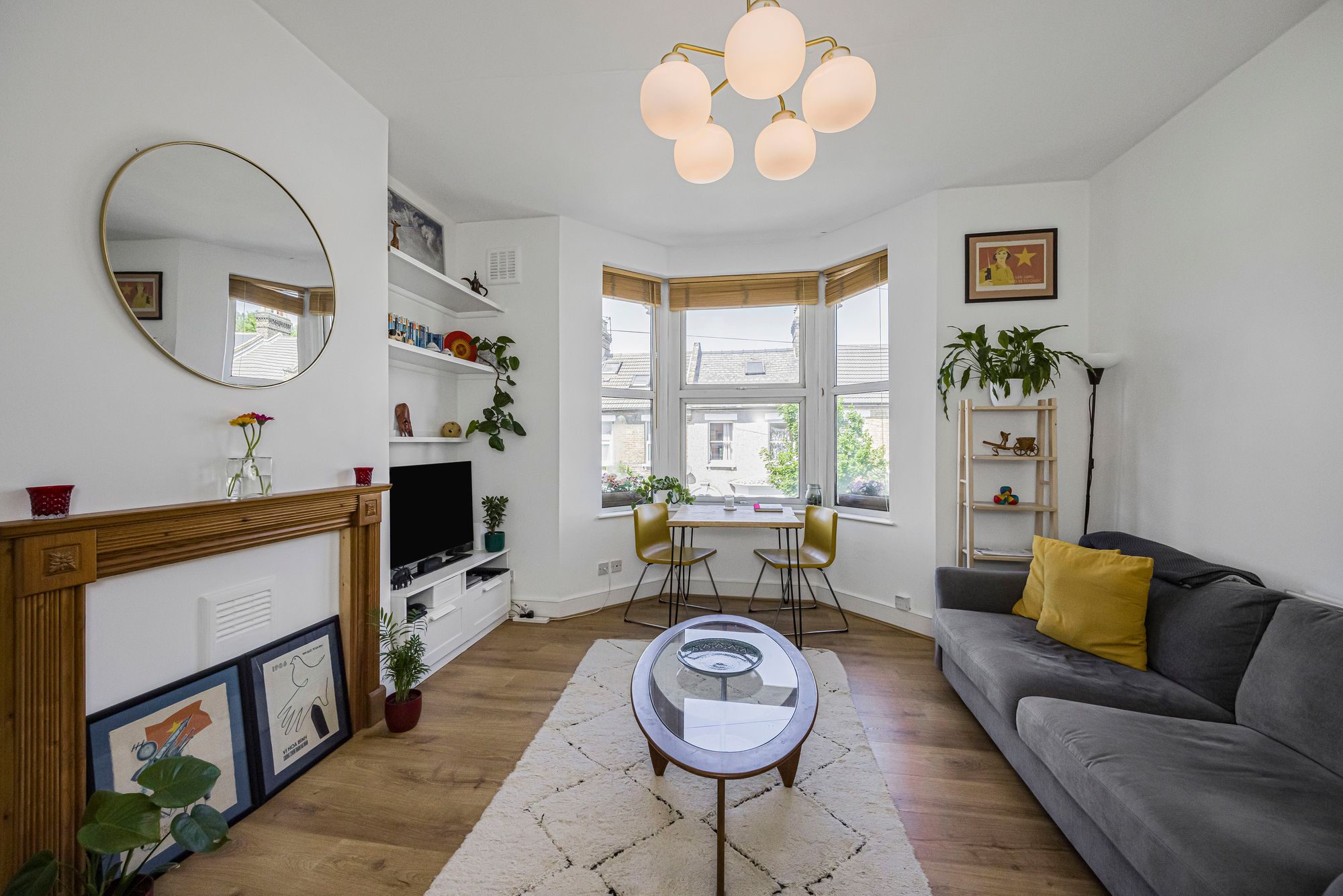 1 bed flat for sale in St. Marys Road, Leyton, E10 2