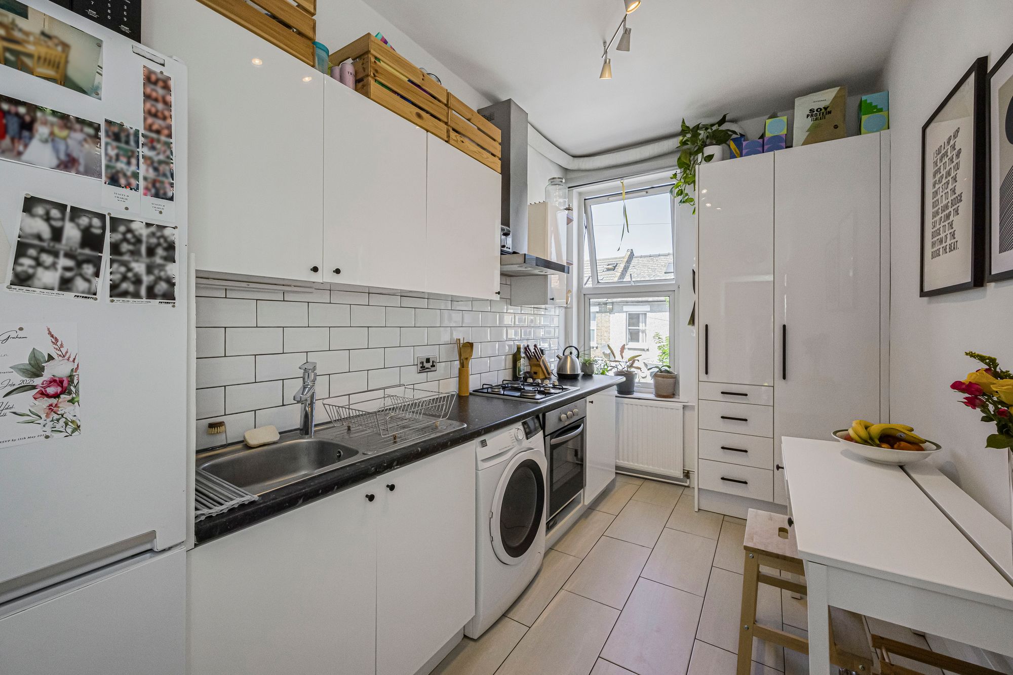 1 bed flat for sale in St. Marys Road, Leyton, E10 3