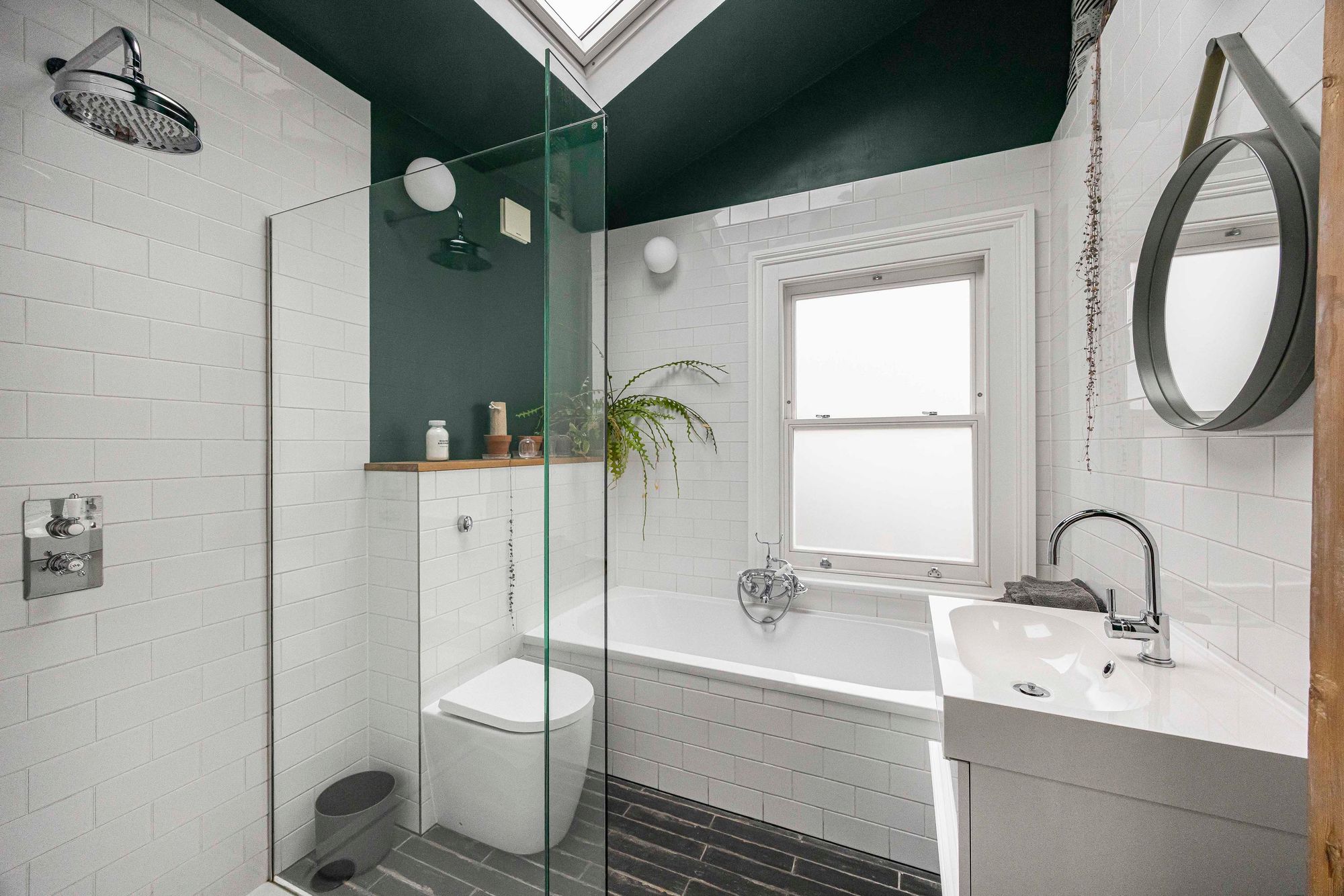 2 bed terraced house for sale in Thornton Road, Leytonstone, E11 15