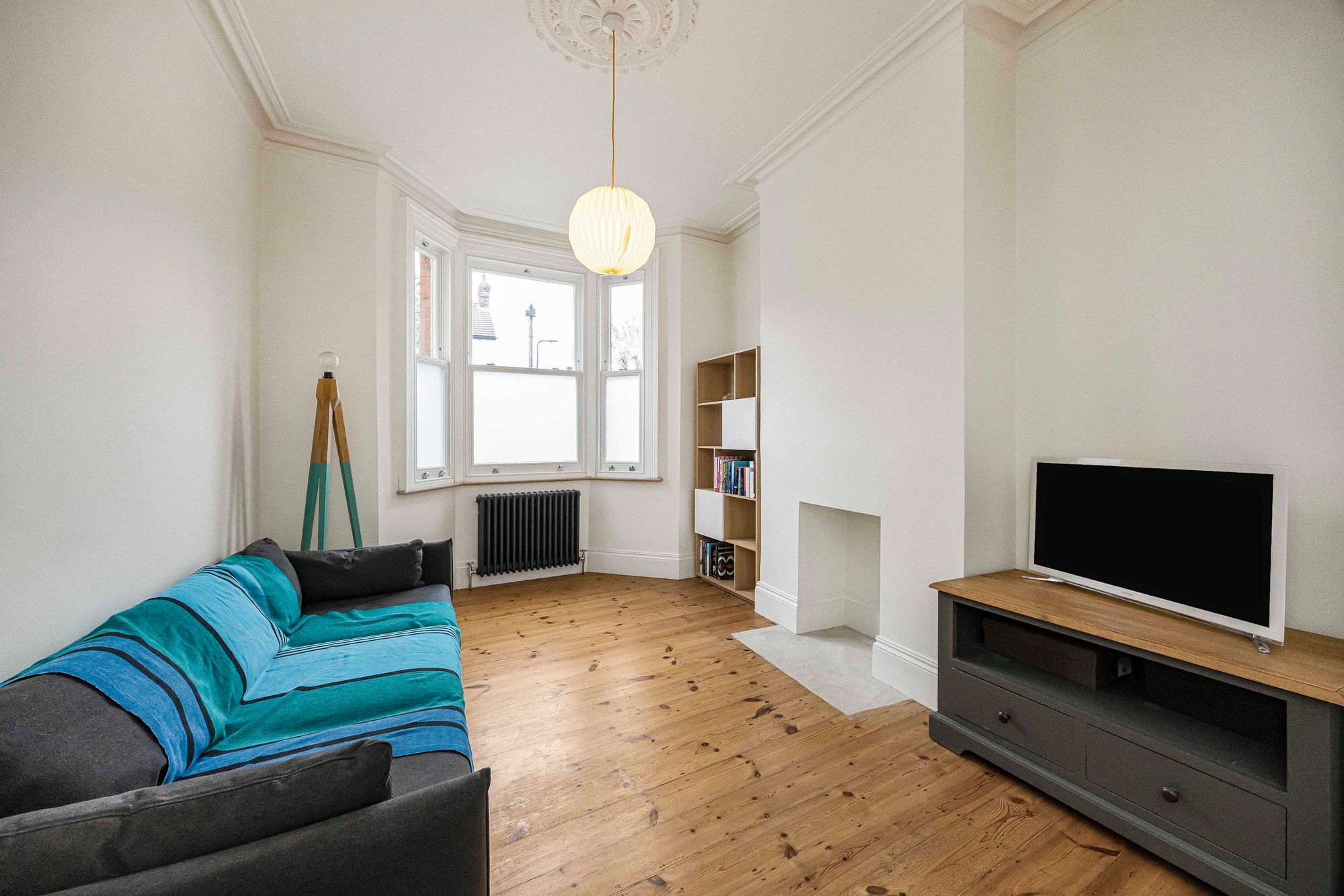 2 bed terraced house for sale in Thornton Road, Leytonstone, E11 6