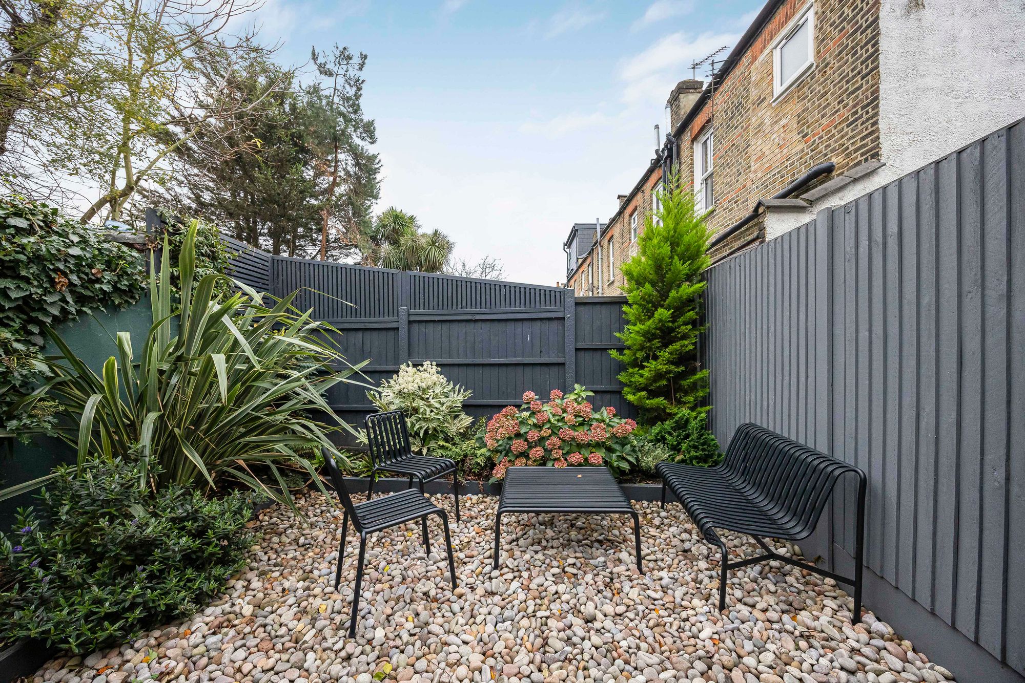 2 bed terraced house for sale in Thornton Road, Leytonstone, E11 18