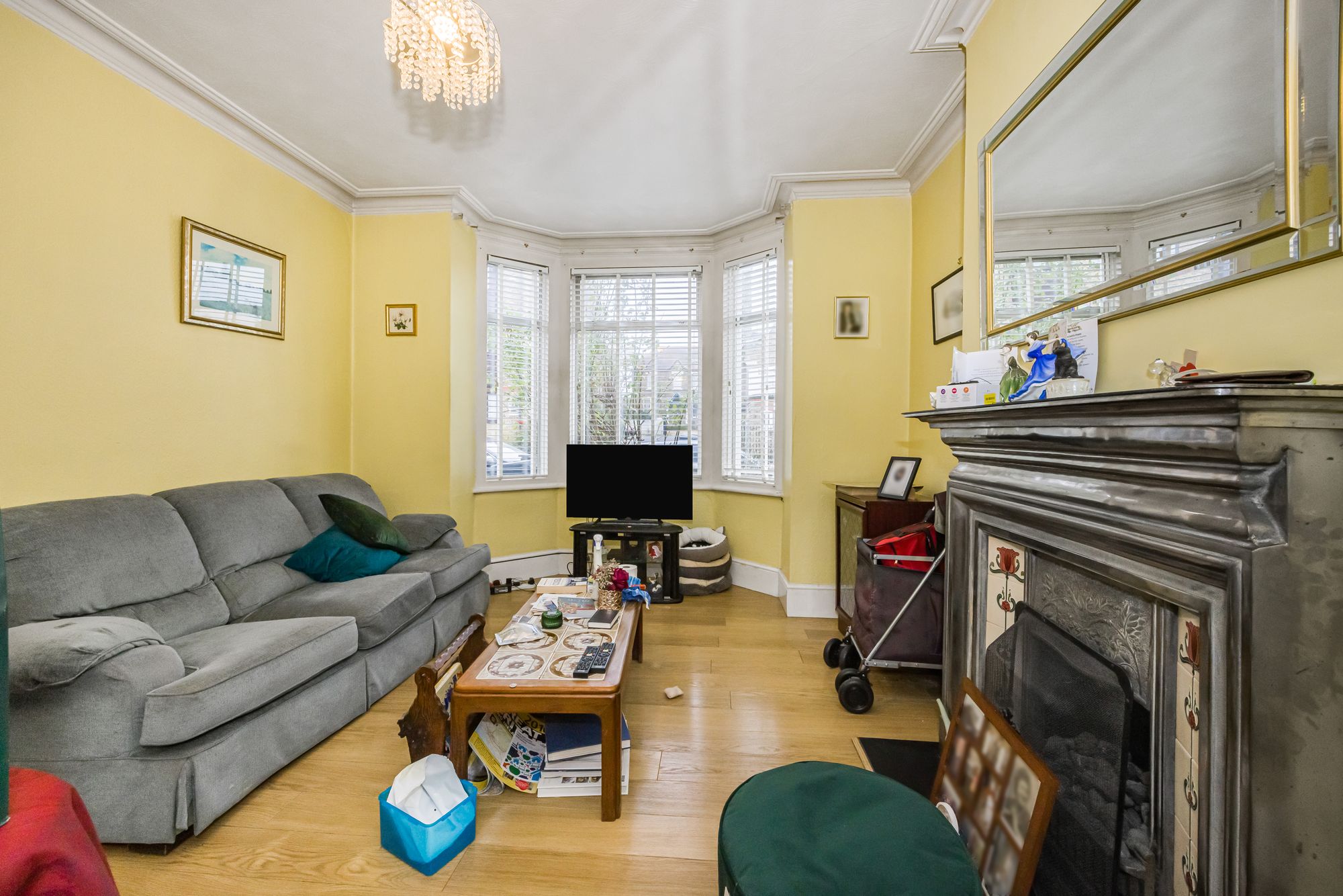 2 bed mid-terraced house for sale in Verulam Avenue, Walthamstow, E17 4