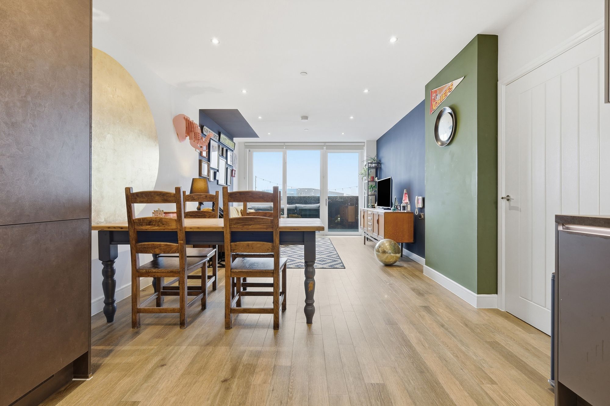 2 bed flat for sale in Glyn Court, Oliver Road, Leyton, E10  - Property Image 8