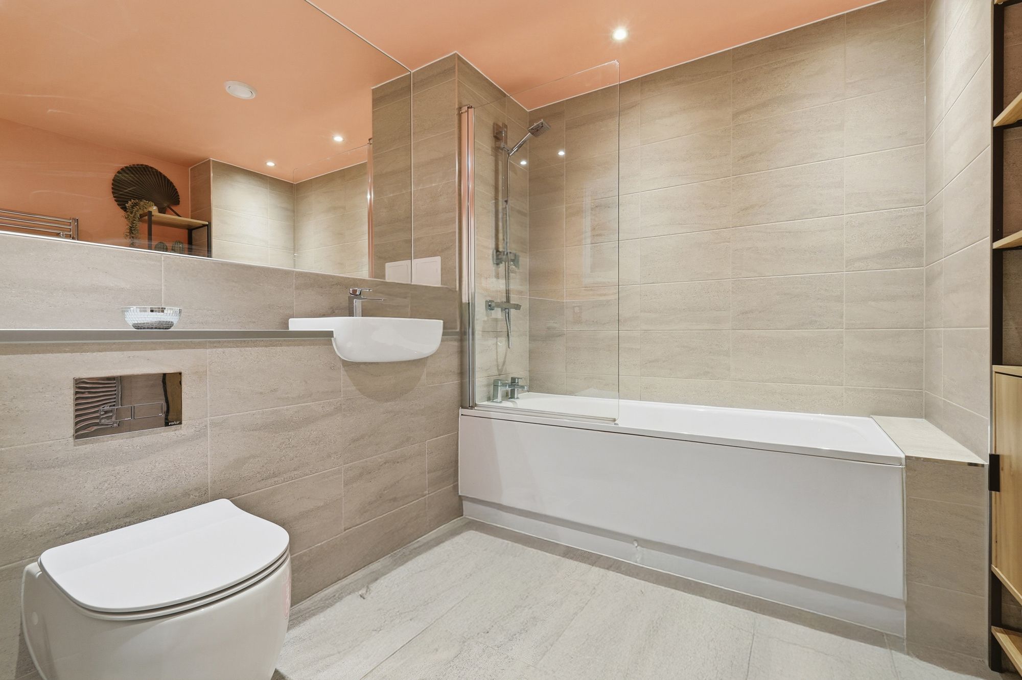 2 bed flat for sale in Glyn Court, Oliver Road, Leyton, E10  - Property Image 15