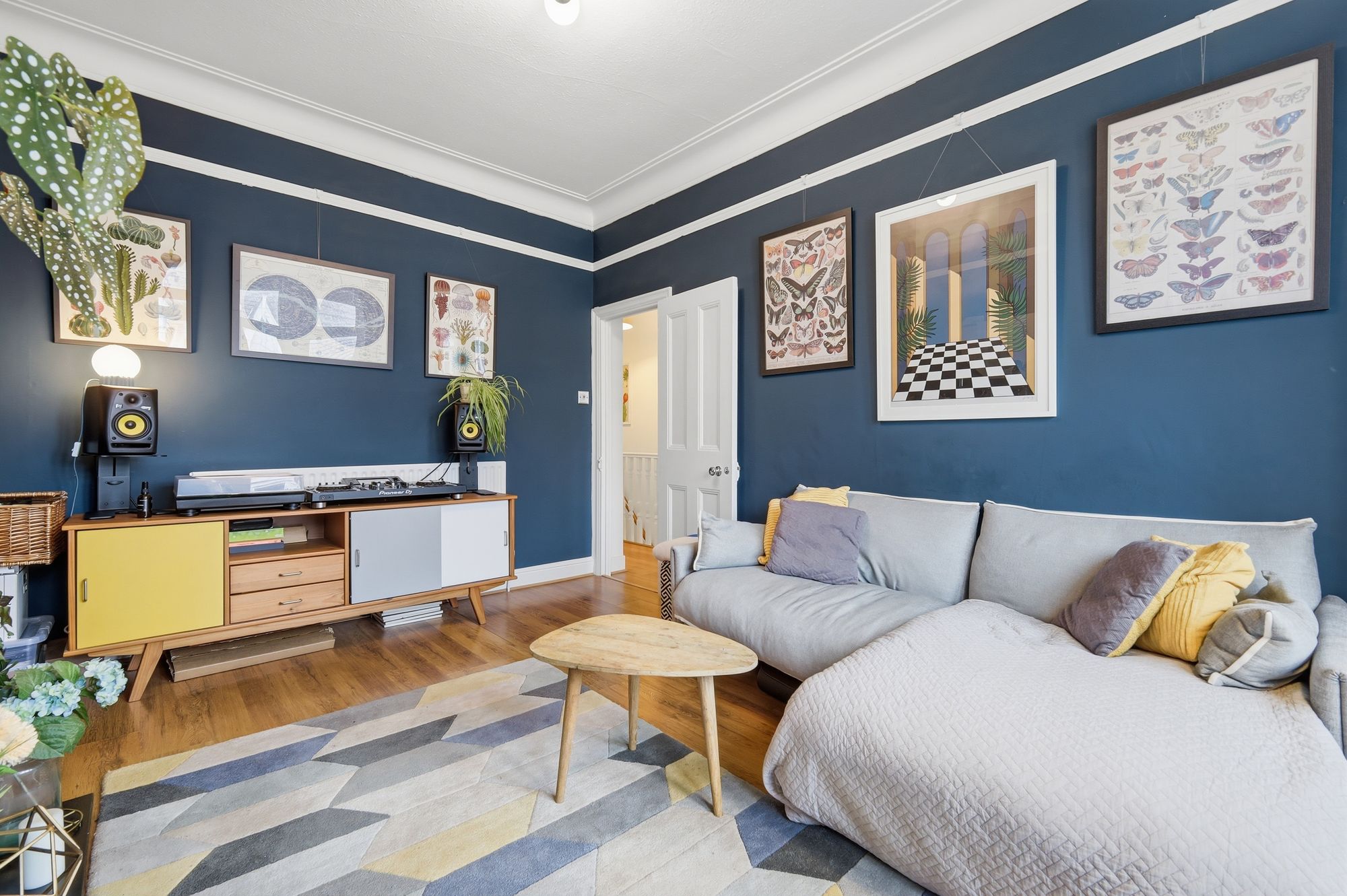 2 bed flat for sale in Colchester Road, Leyton, E10  - Property Image 5