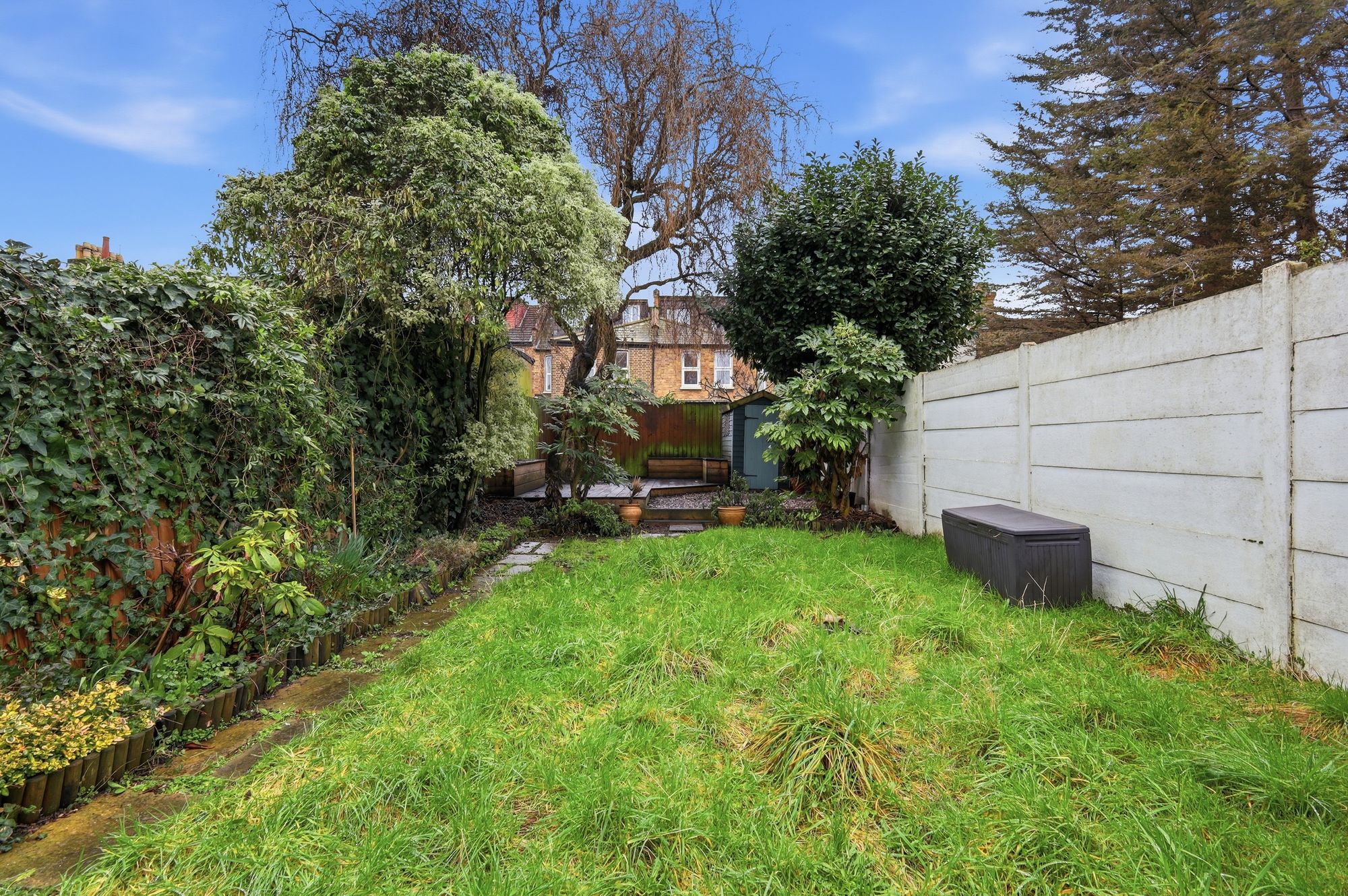 2 bed flat for sale in Colchester Road, Leyton, E10 2