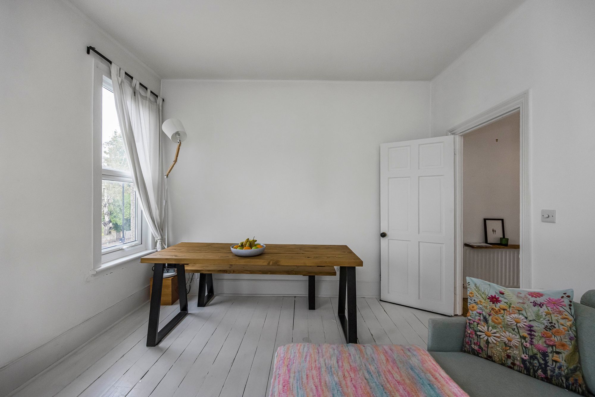 2 bed flat for sale in Vicarage Road, London, E10  - Property Image 6