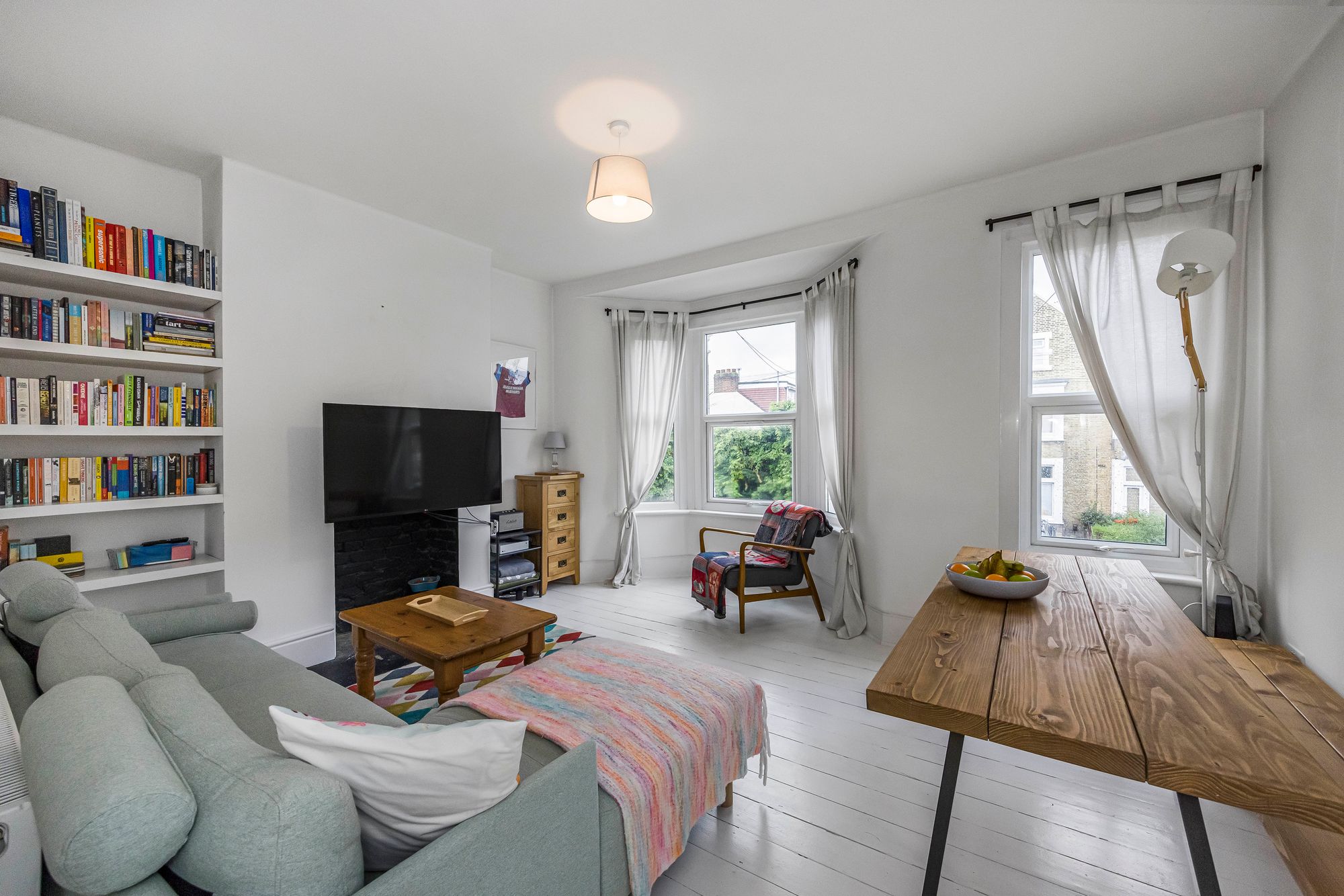 2 bed flat for sale in Vicarage Road, London, E10  - Property Image 1