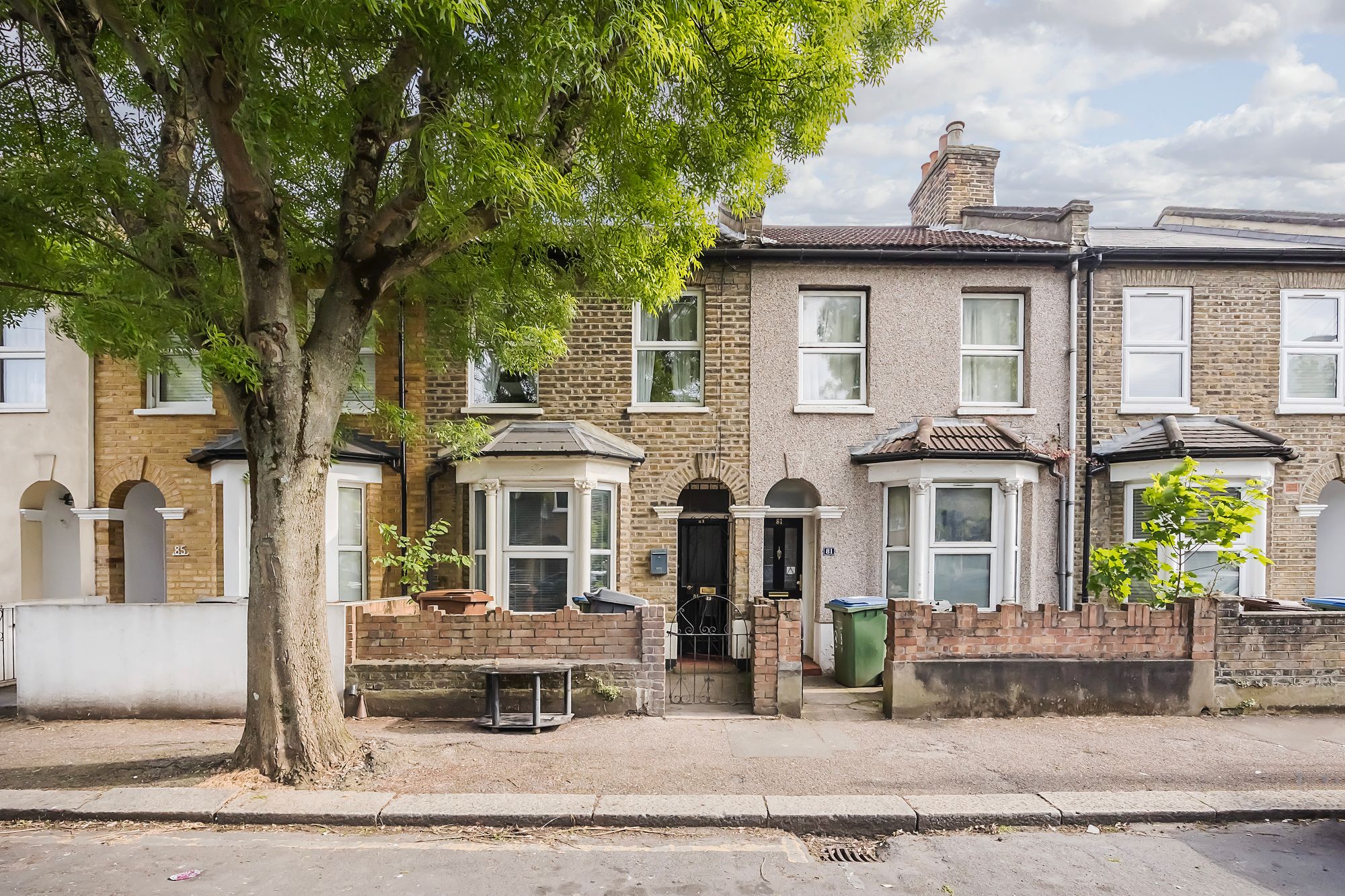 2 bed flat to rent in Stewart Road, Leytonstone, E15 - Property Image 1