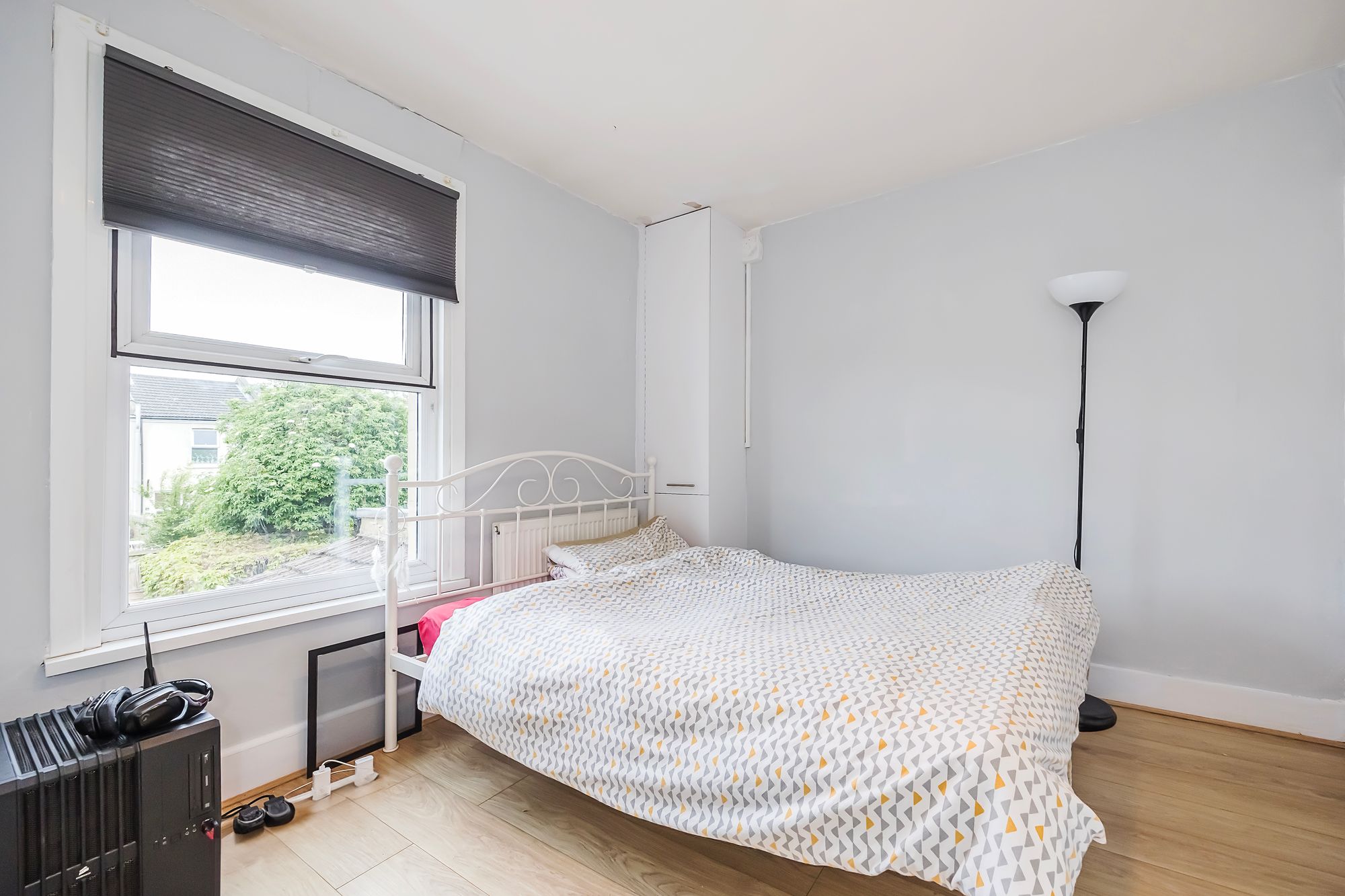 2 bed house to rent in Stewart Road, Leytonstone, E15 6