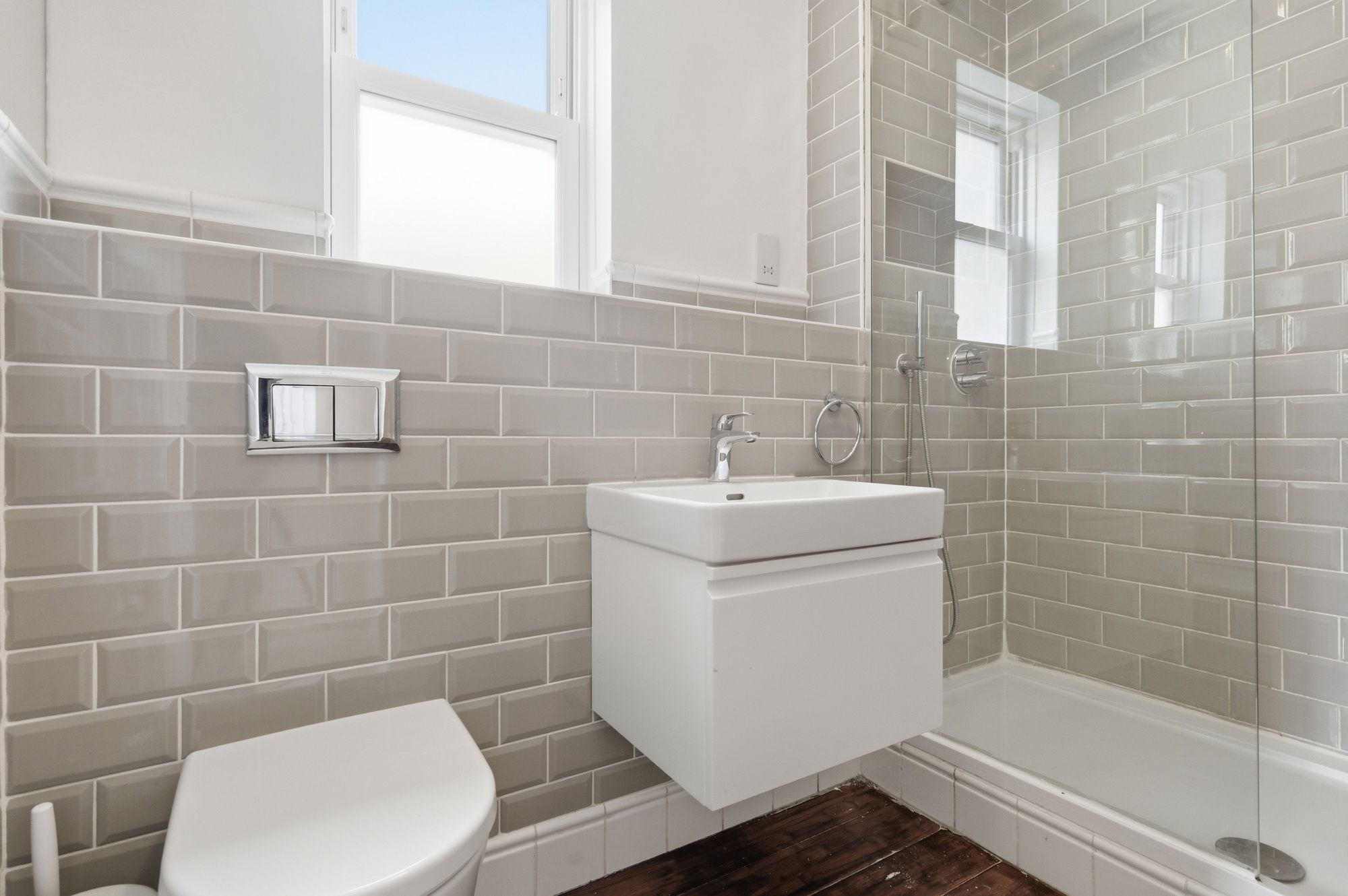 3 bed mid-terraced house for sale in Scotts Road, Leyton, E10  - Property Image 16