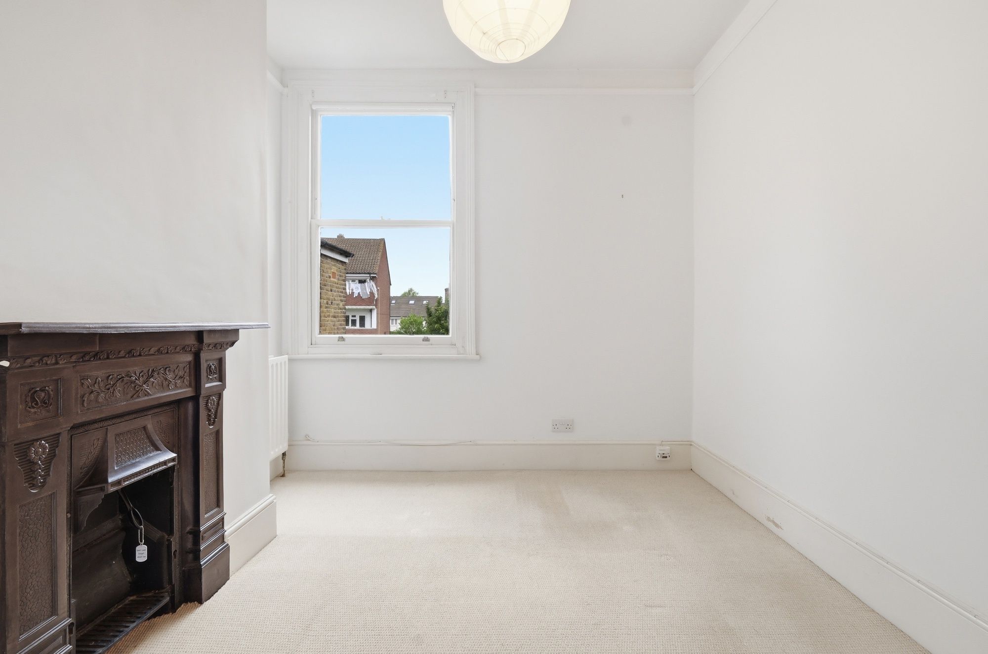 3 bed mid-terraced house for sale in Scotts Road, Leyton, E10  - Property Image 15