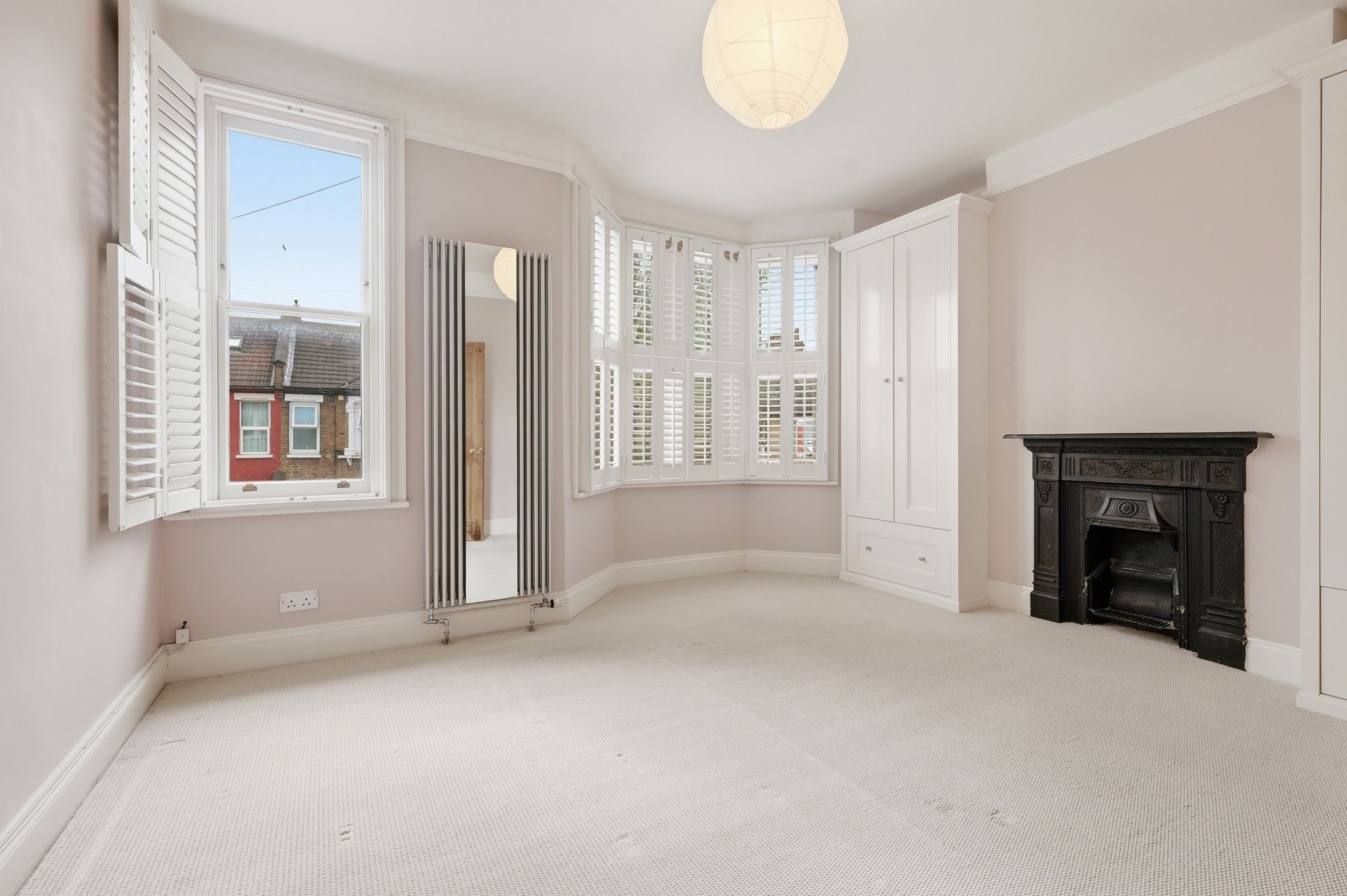3 bed mid-terraced house for sale in Scotts Road, Leyton, E10  - Property Image 10
