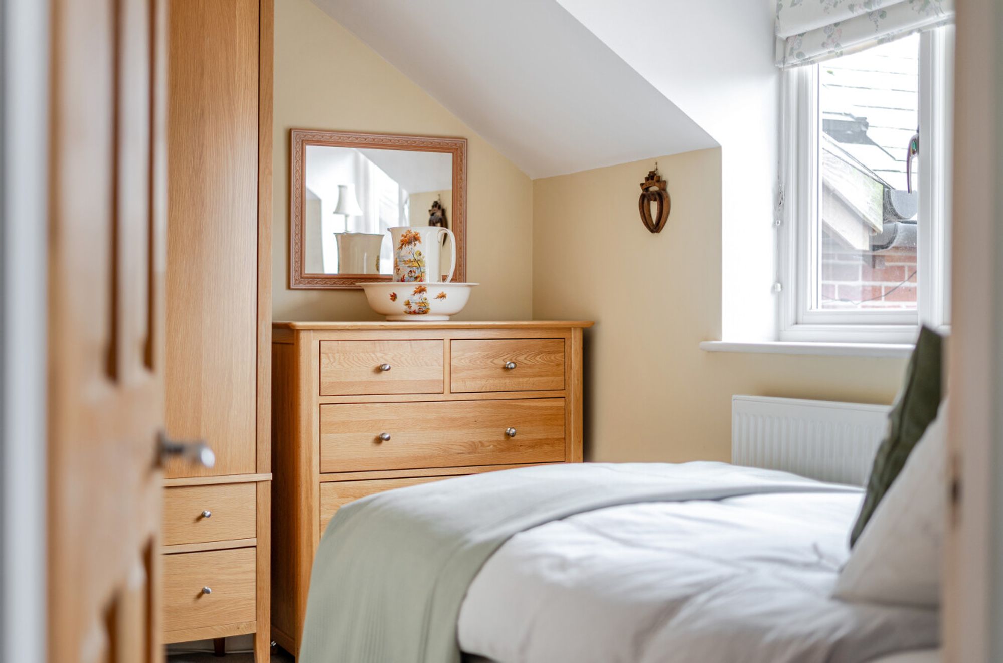 3 bed semi-detached house for sale in Crow Lane, Wilton, SP2  - Property Image 26